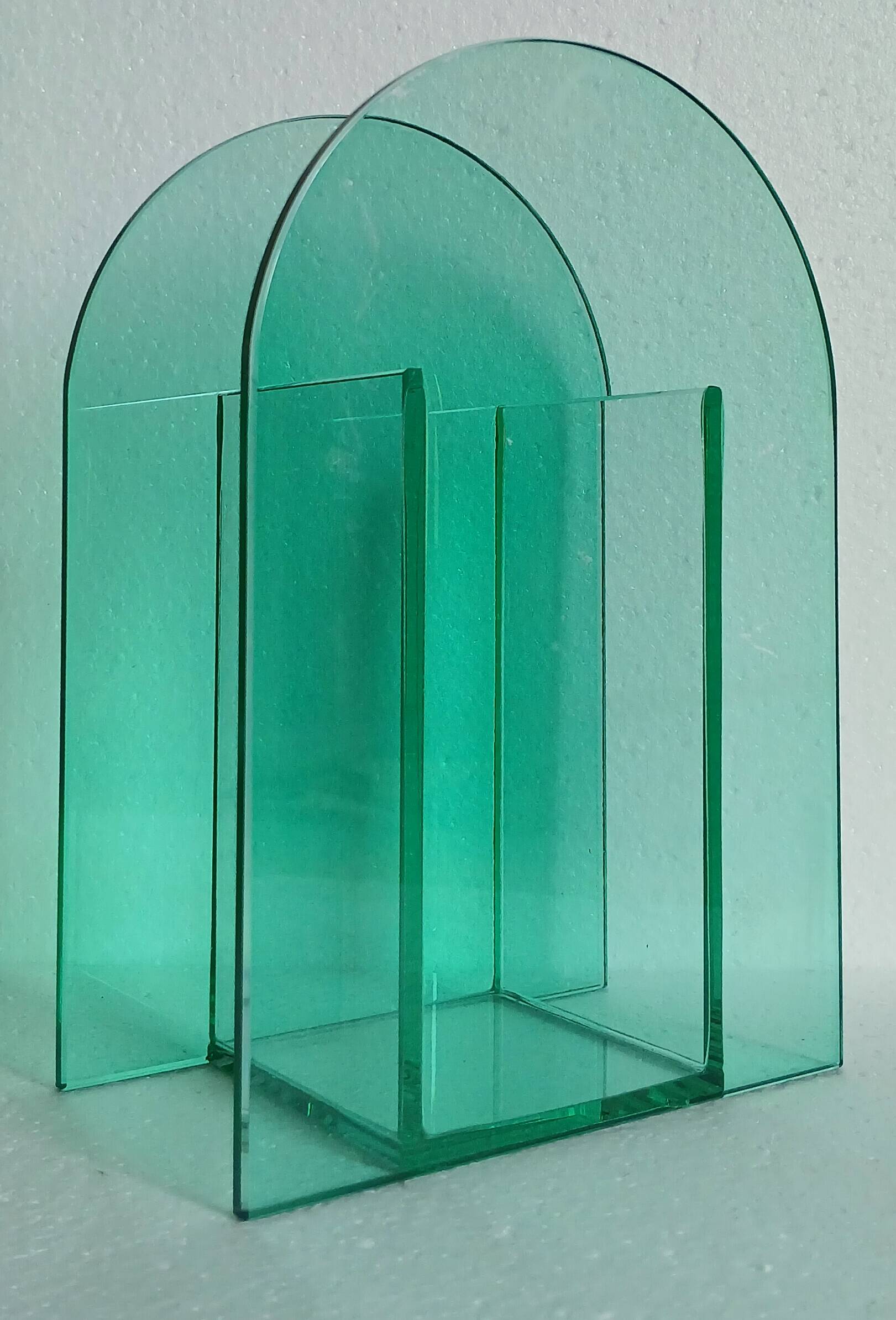Vase en verre teinté Memphis school