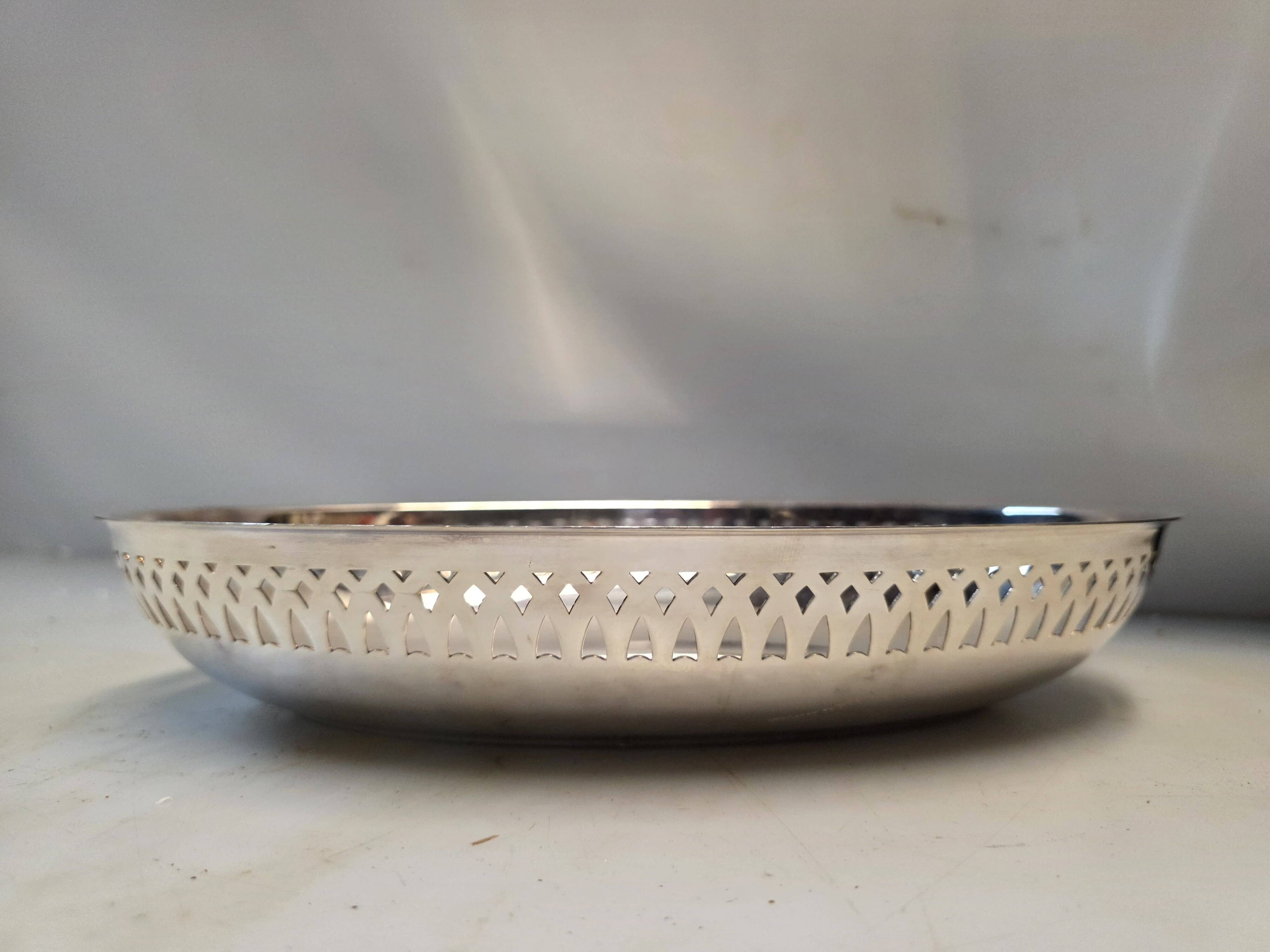 Silver-plated metal centrepiece, Ercuis mid-20th century.