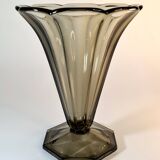 Art Deco tulip vase in smoked glass – Czechoslovak elegance 🇨🇿