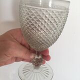 Transparent diamond tip walking glasses