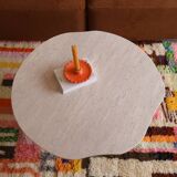Table basse en travertin forme organique