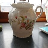 Ensemble tasse, sucrier, cruche a café