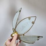 Fleur en verre cerclée de laiton