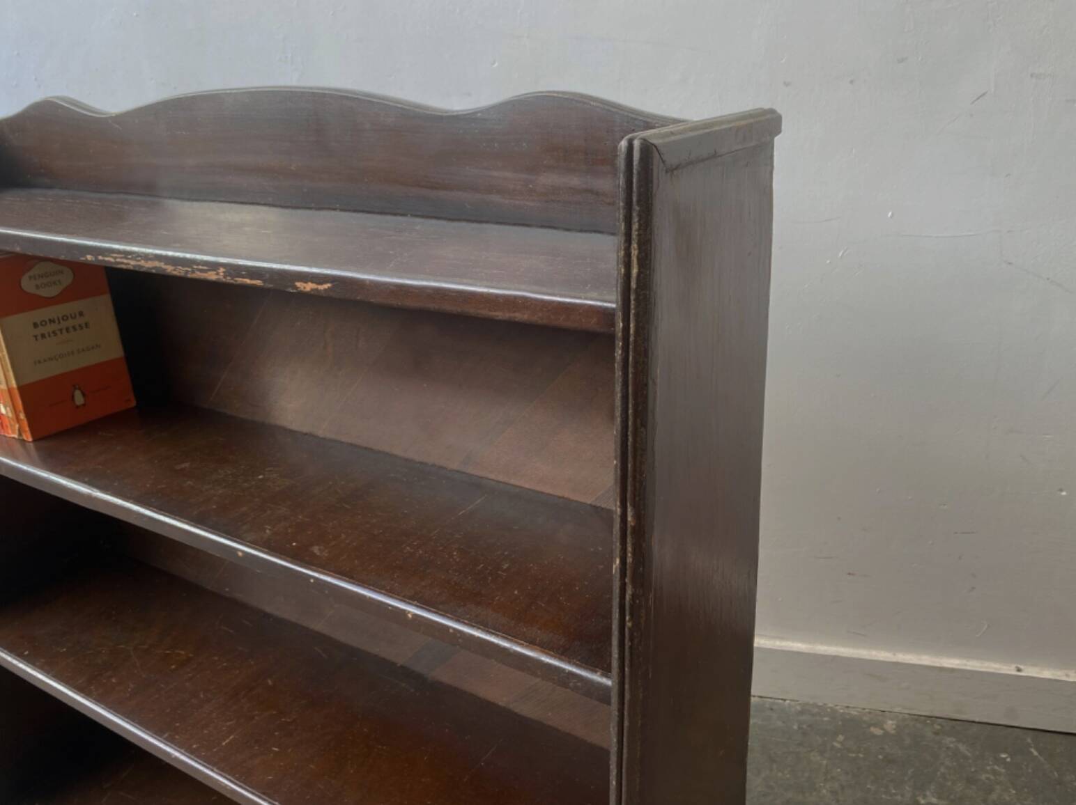Vintage 1920/30’s open fronted free-standing bookcase