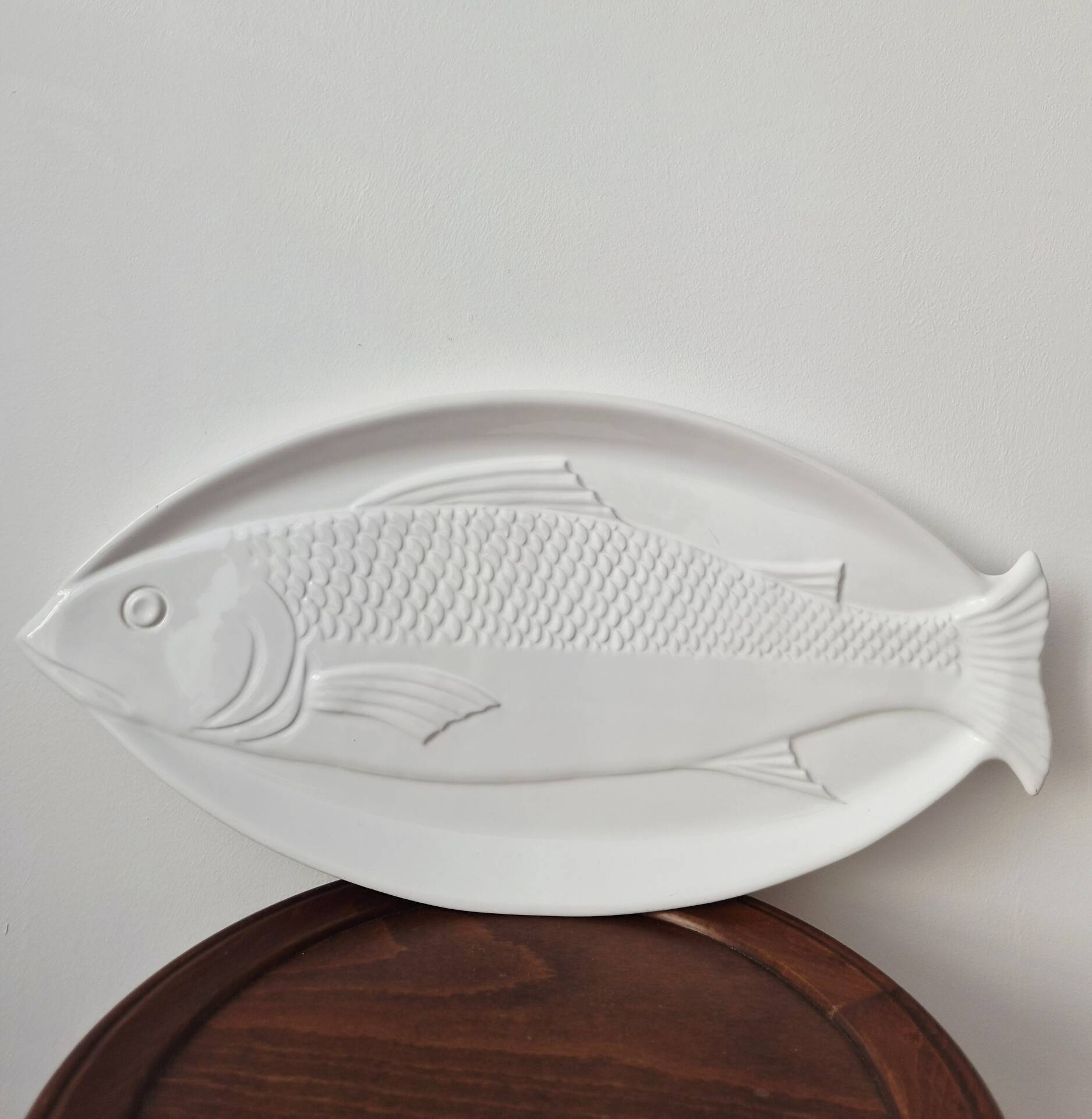 Large vintage ceramic plate "Fish" from Portugal -