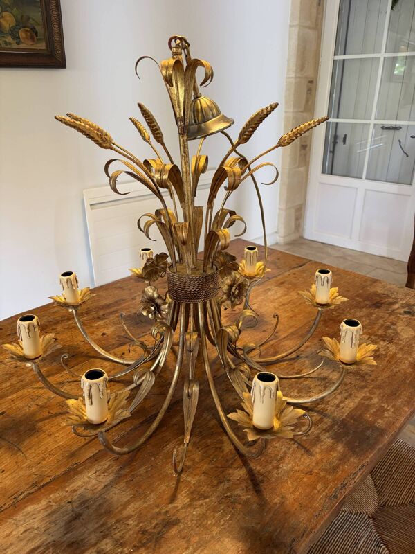 Grand lustre métal doré, Hans Kögl style – épis de blé et fleurs – 8 feux
