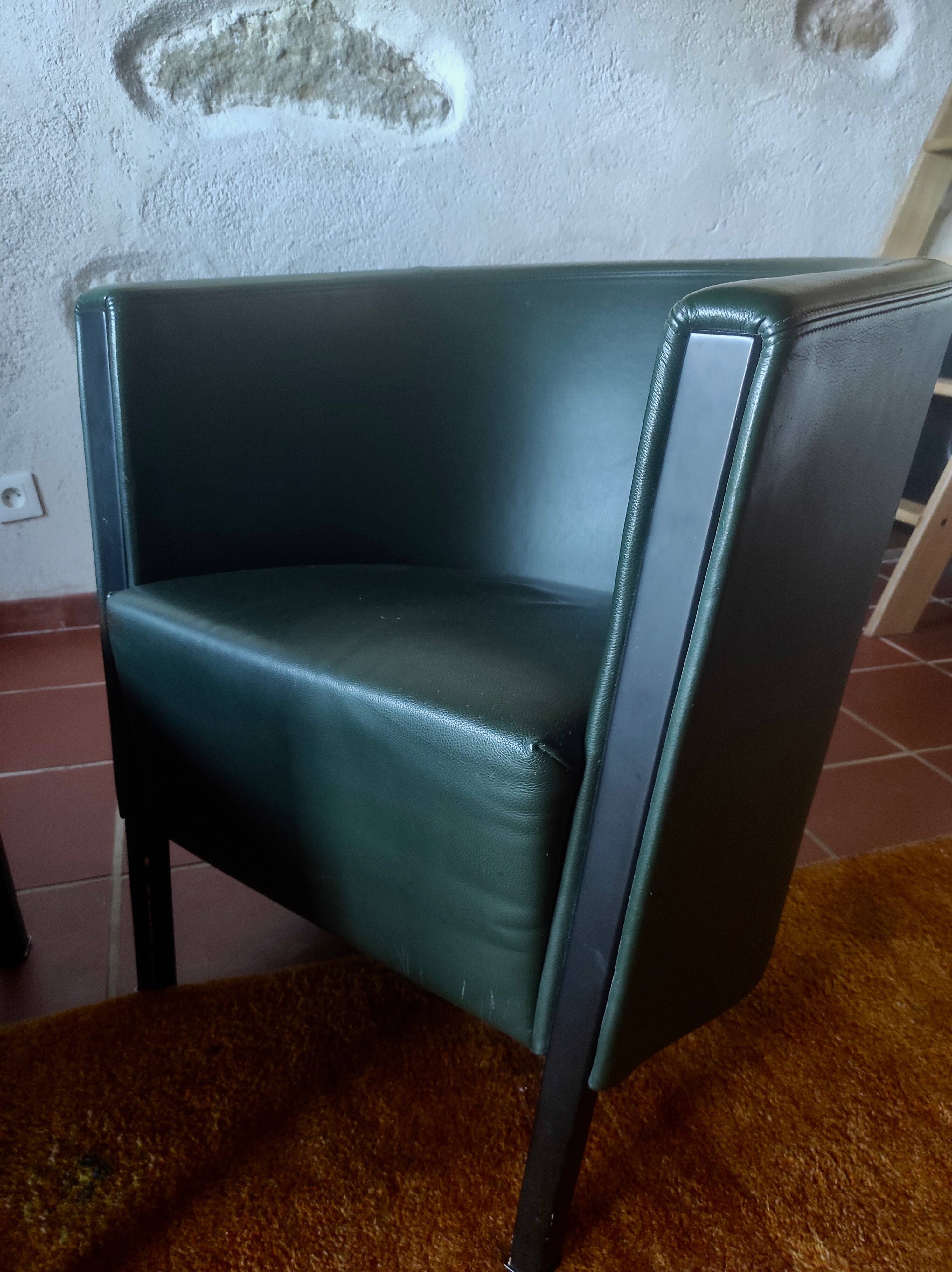 Pair of leather armchairs, Moroso - Italy, designer Antonio Citterio 1988