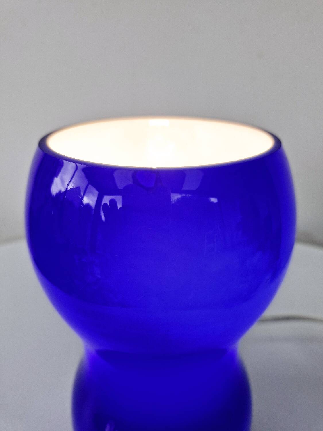 Lampe de table vintage 90's ikea design kvintant verre bleu