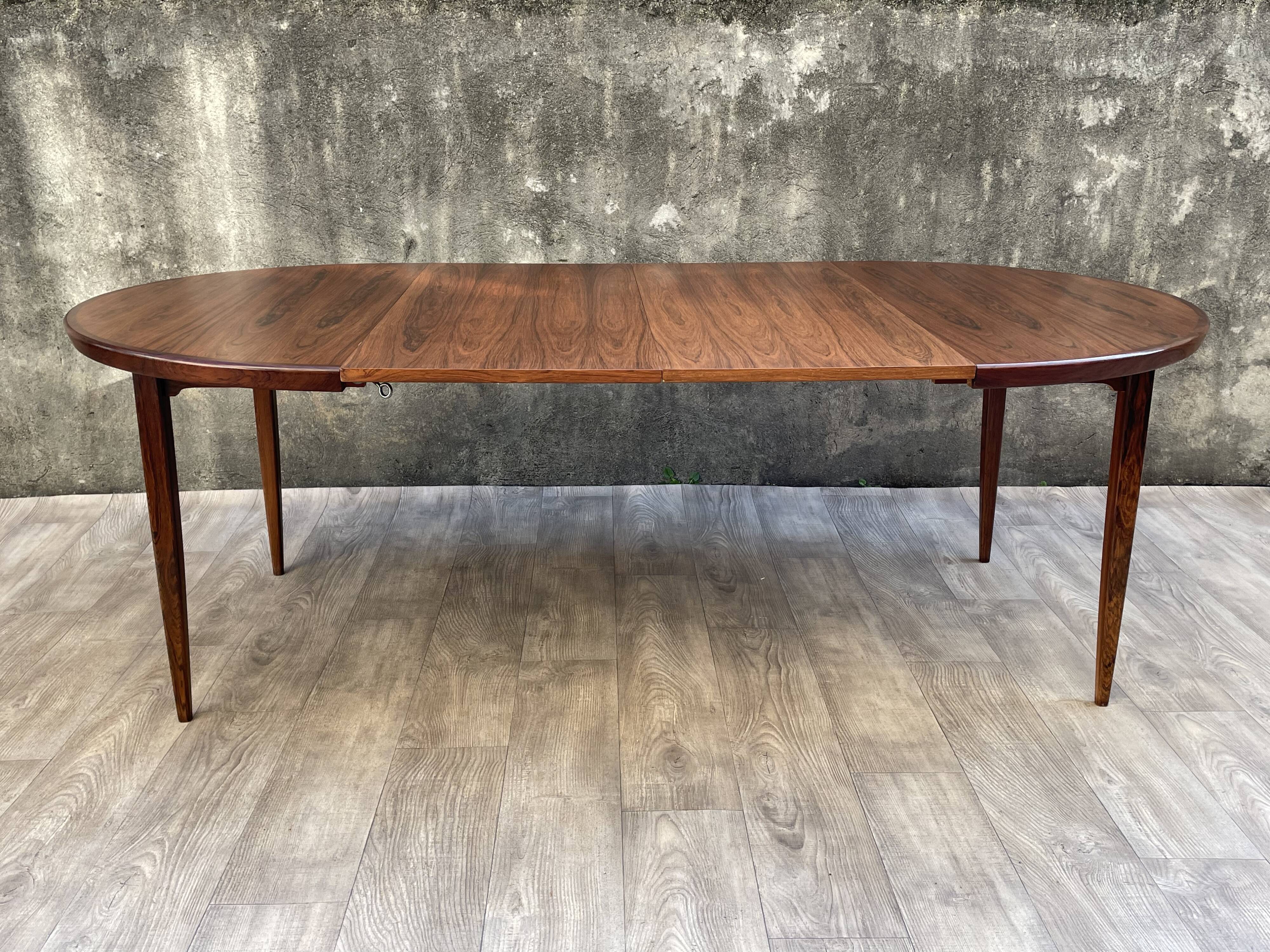 Table scandinave extensible en palissandre, 1960s