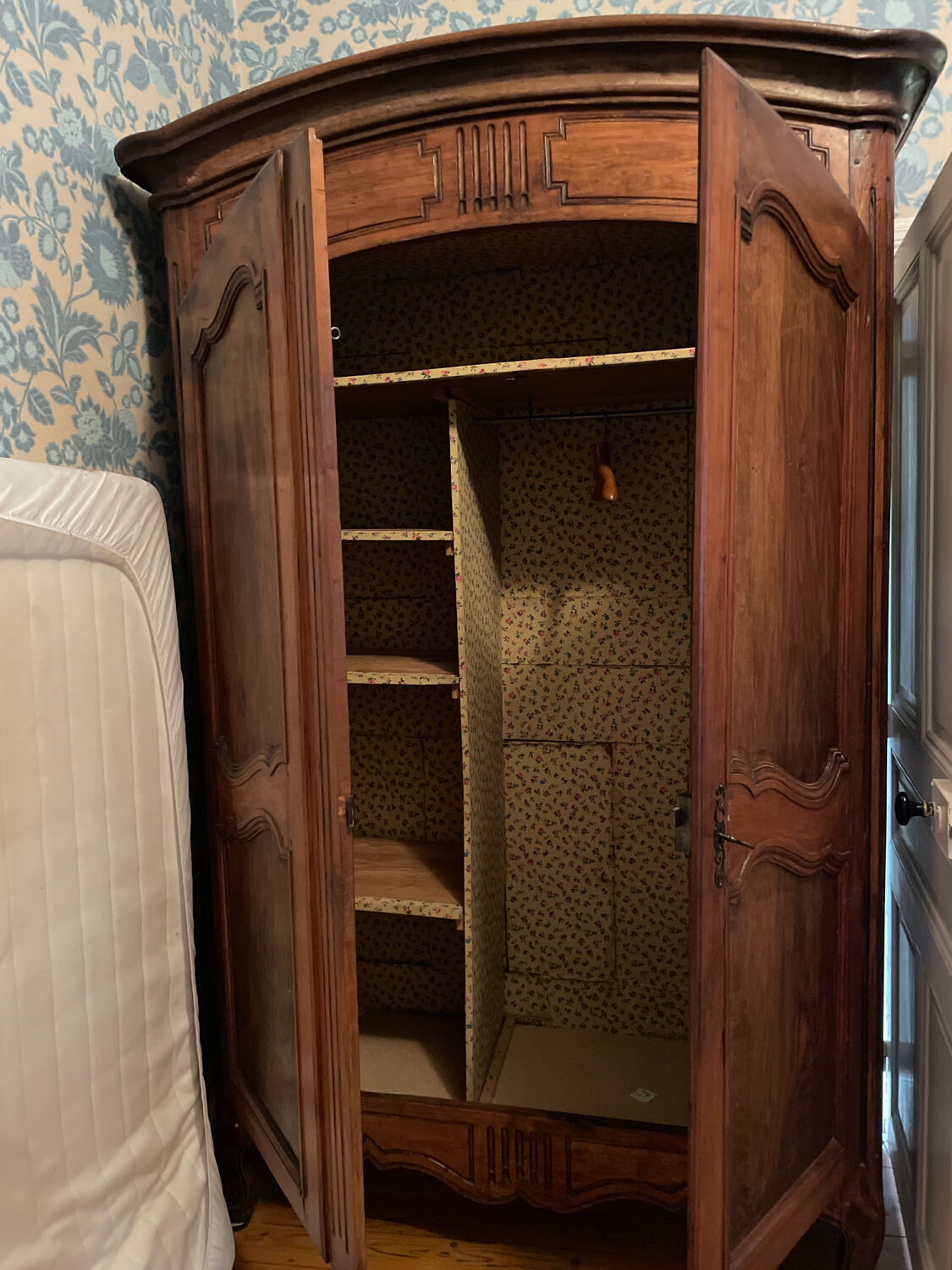 Cupboard