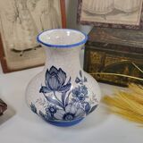 Small ceramic vase with cracked look