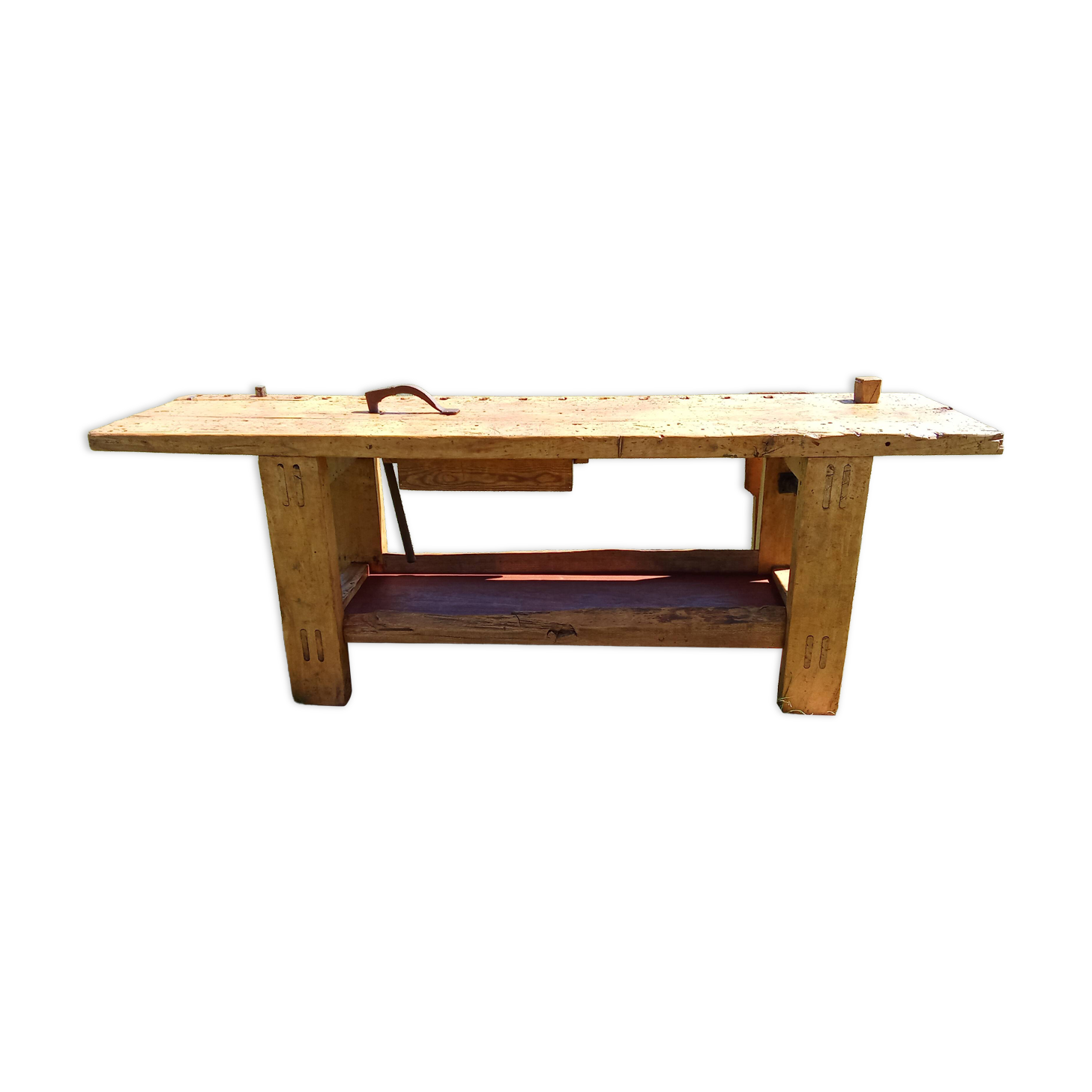 Old solid wood carpenter's bench with 2 functional vices.