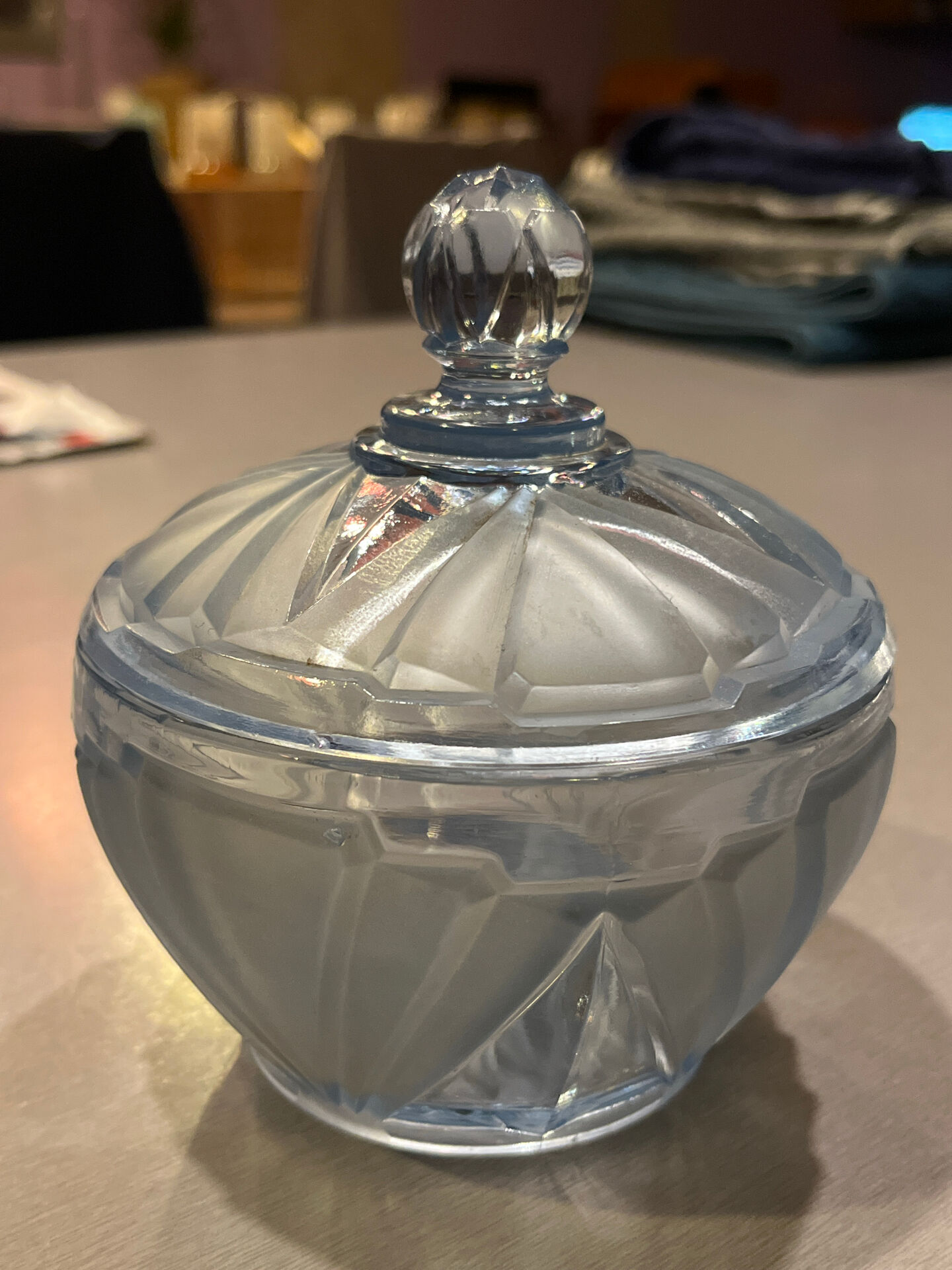 Vintage blue azure glass bonbonnière / sugar bowl – Vallérysthal (Condition