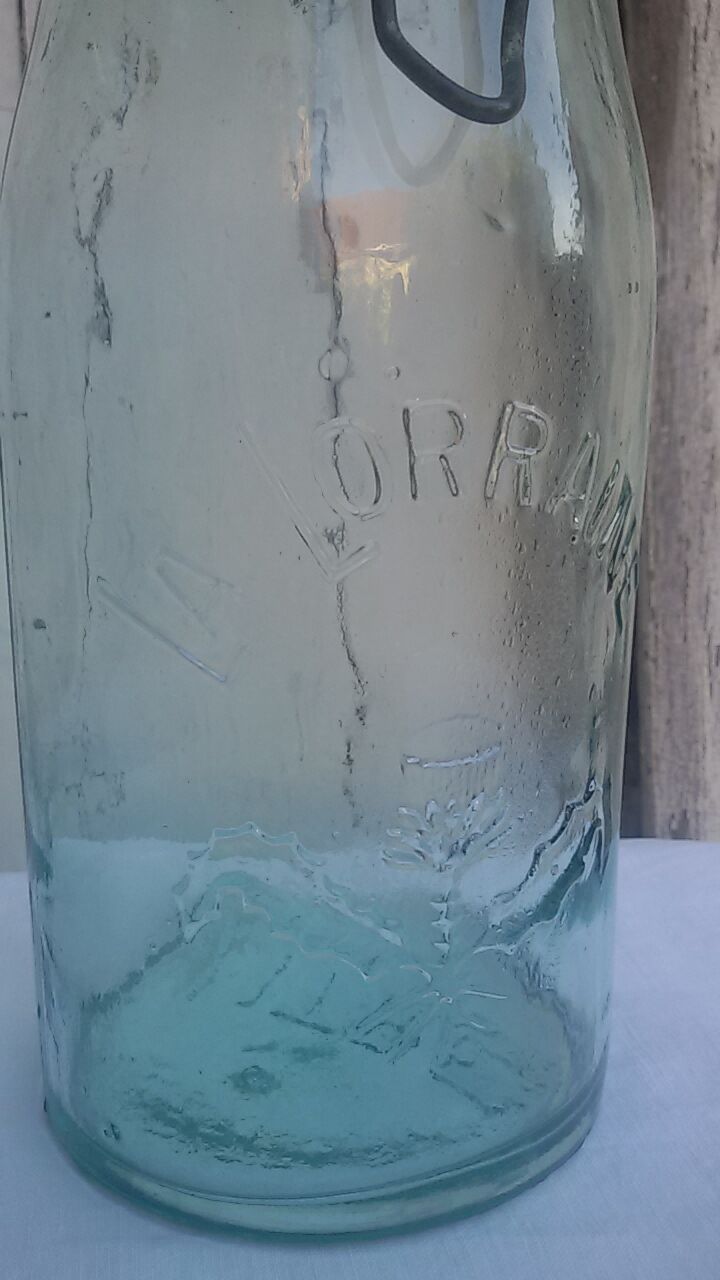 Two jars glass La Lorraine