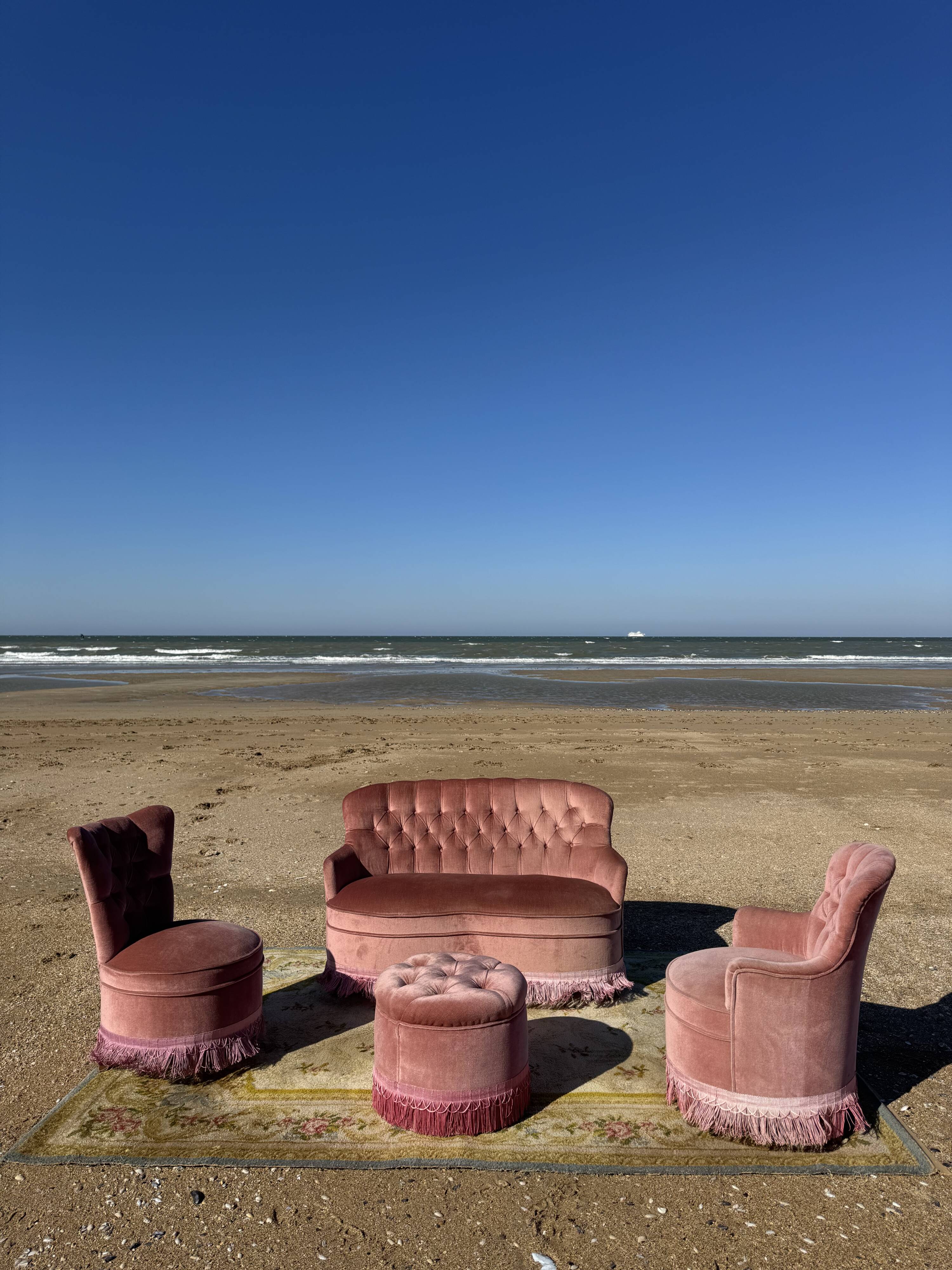 Pink Toad Living Room Set