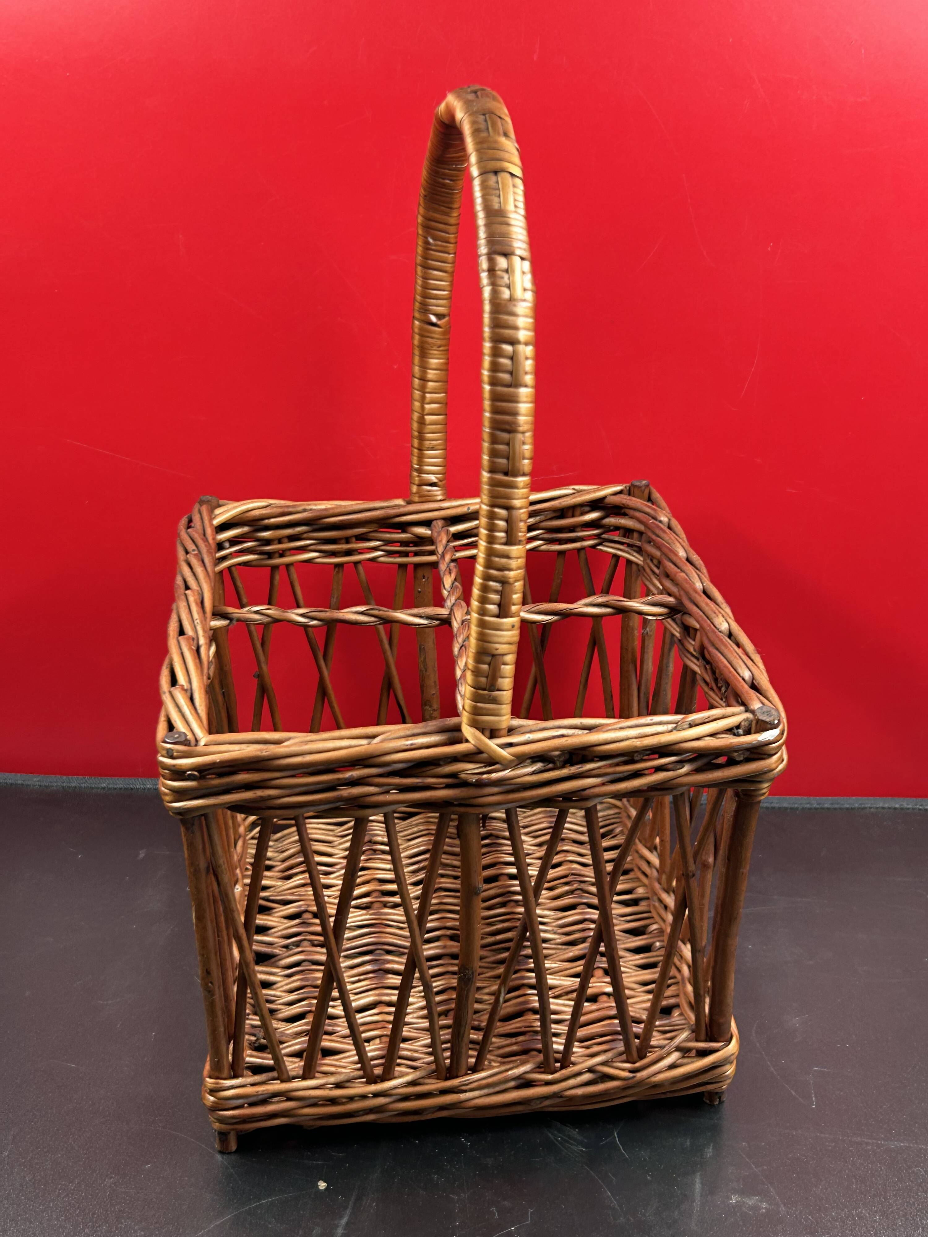 Antique Wicker Basket 4 Bottle Basket Good Condition 23 x 23 x 39 cm