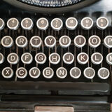 Functional typewriter , Mercedes Selecta