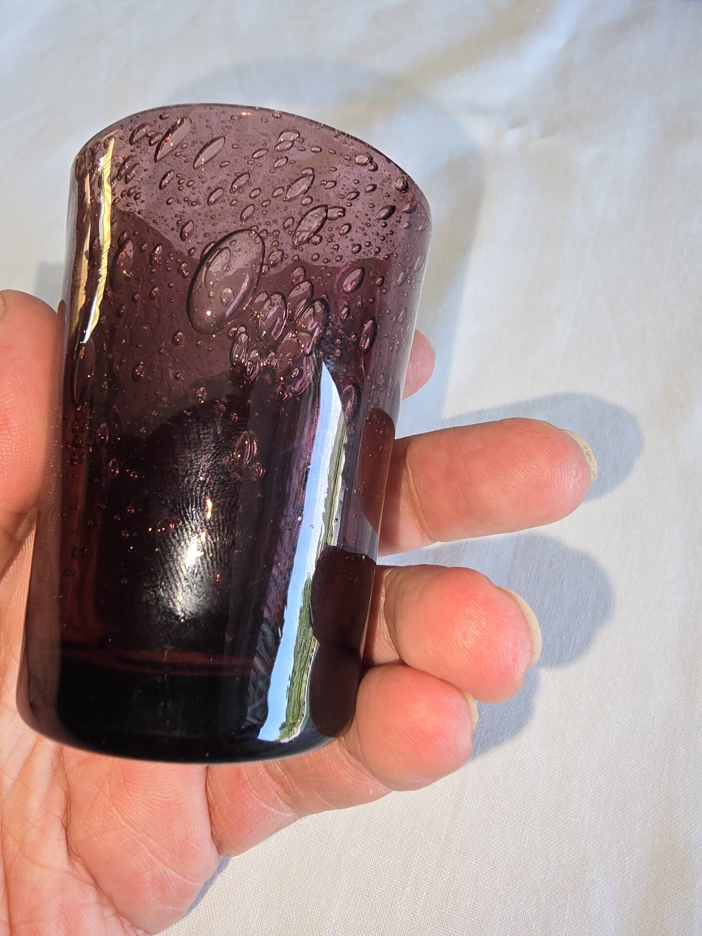 Service Verrerie de Biot, carafe et 4 verres en verre soufflé améthyste