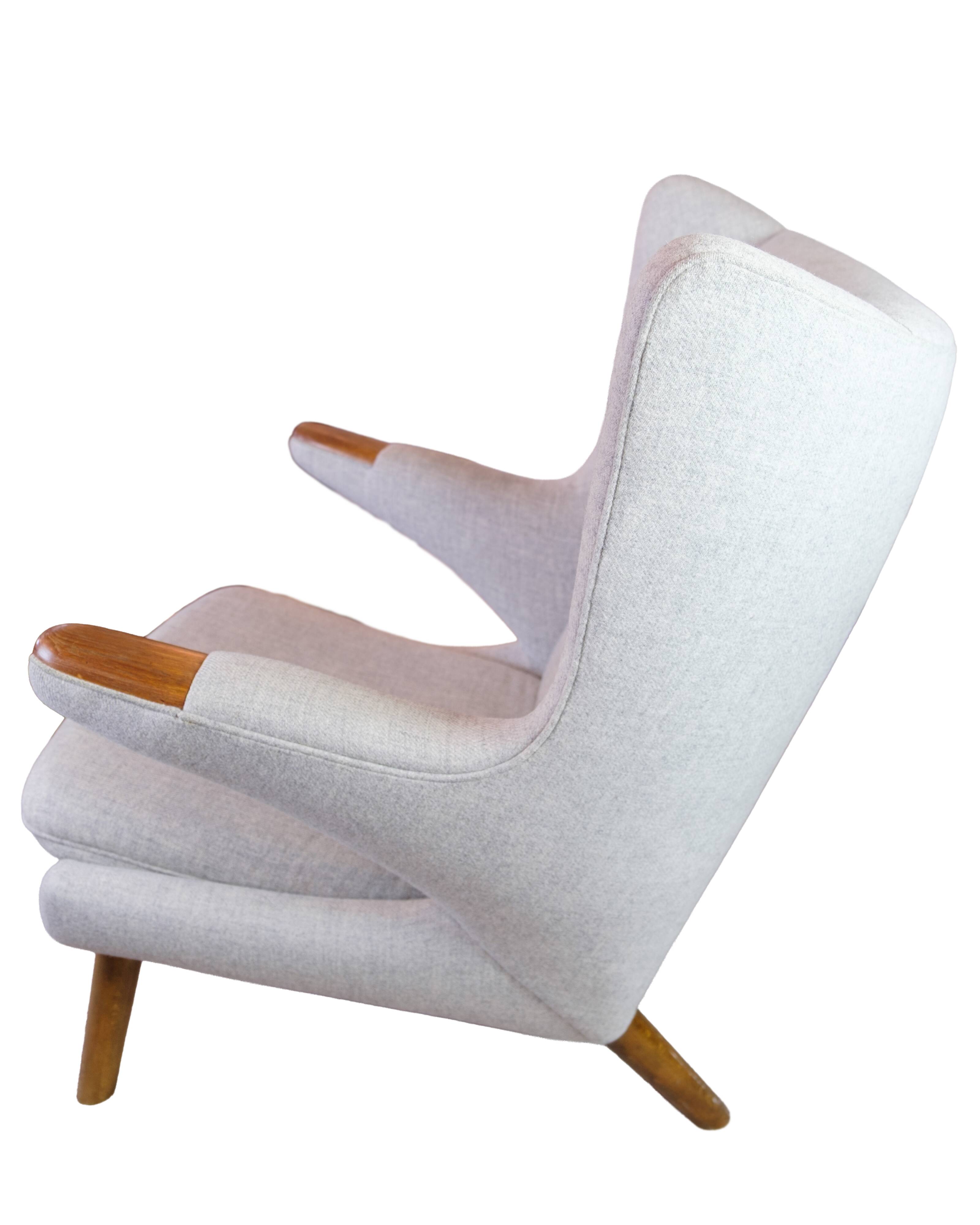Teddy chair - Model AP 19 - Light grey Hallingdal fabric - Teak nails - Hans J. Wegner - P.P Møbler