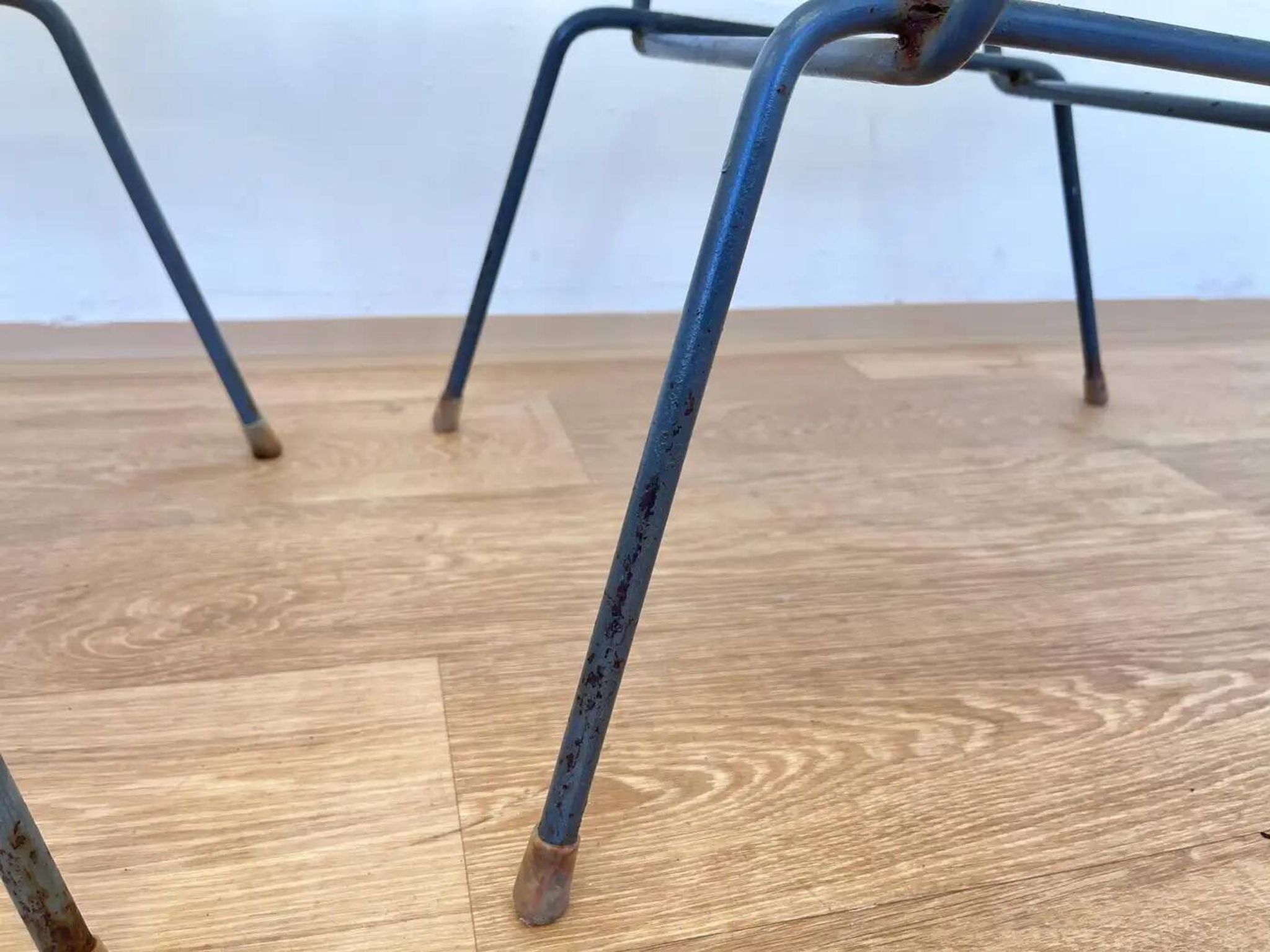 1970s Mid-century design pair of Spaghetti side chairs - Czechoslovakia