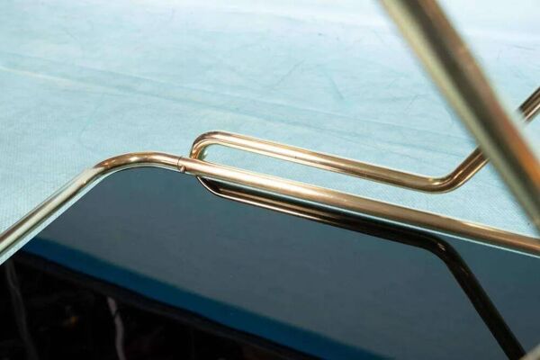 Chariot de service vintage en laiton des années 60, chariot bar en laiton Midcentury