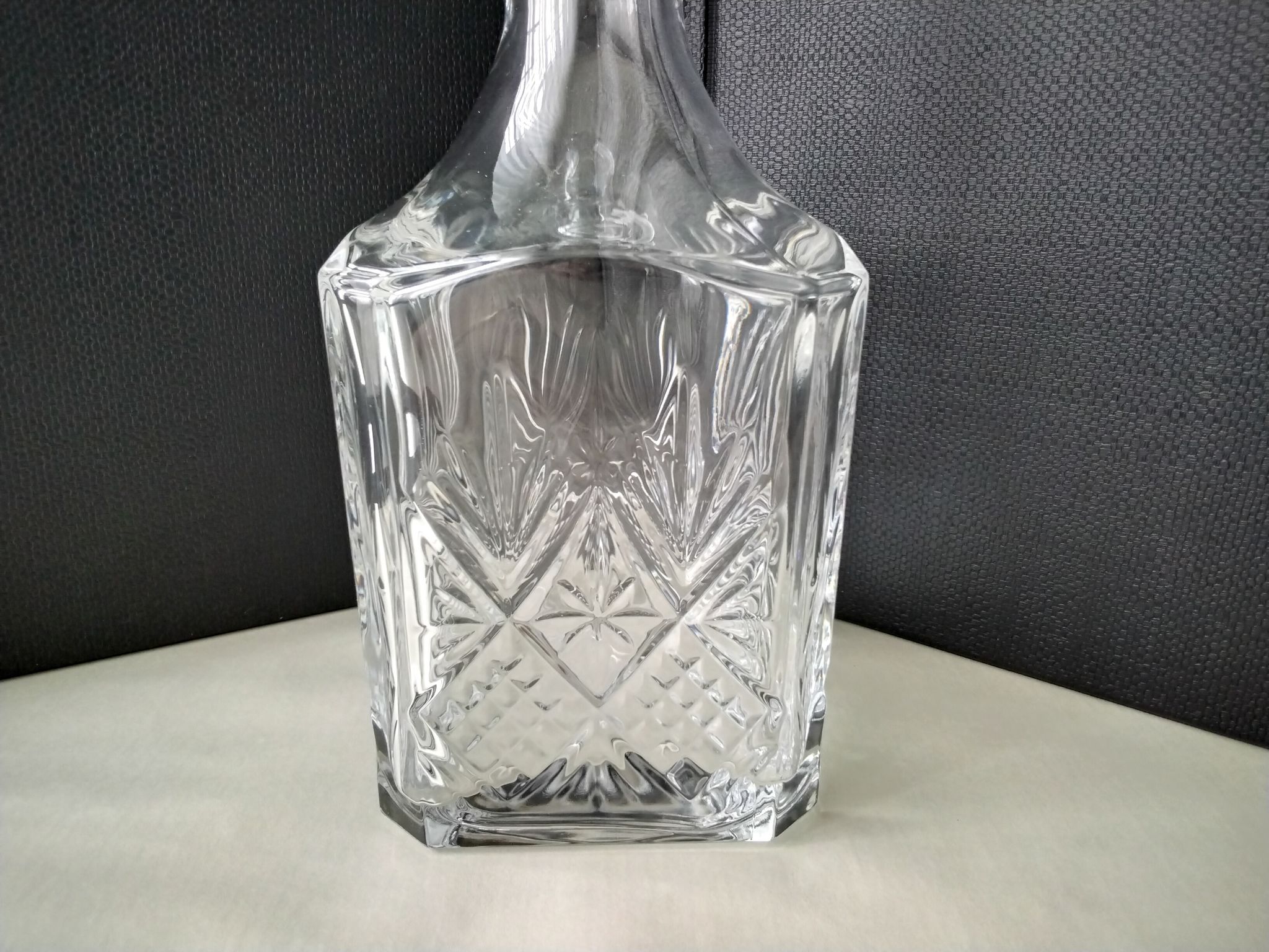Arques crystal whisky decanter Fontenay model in its original box
