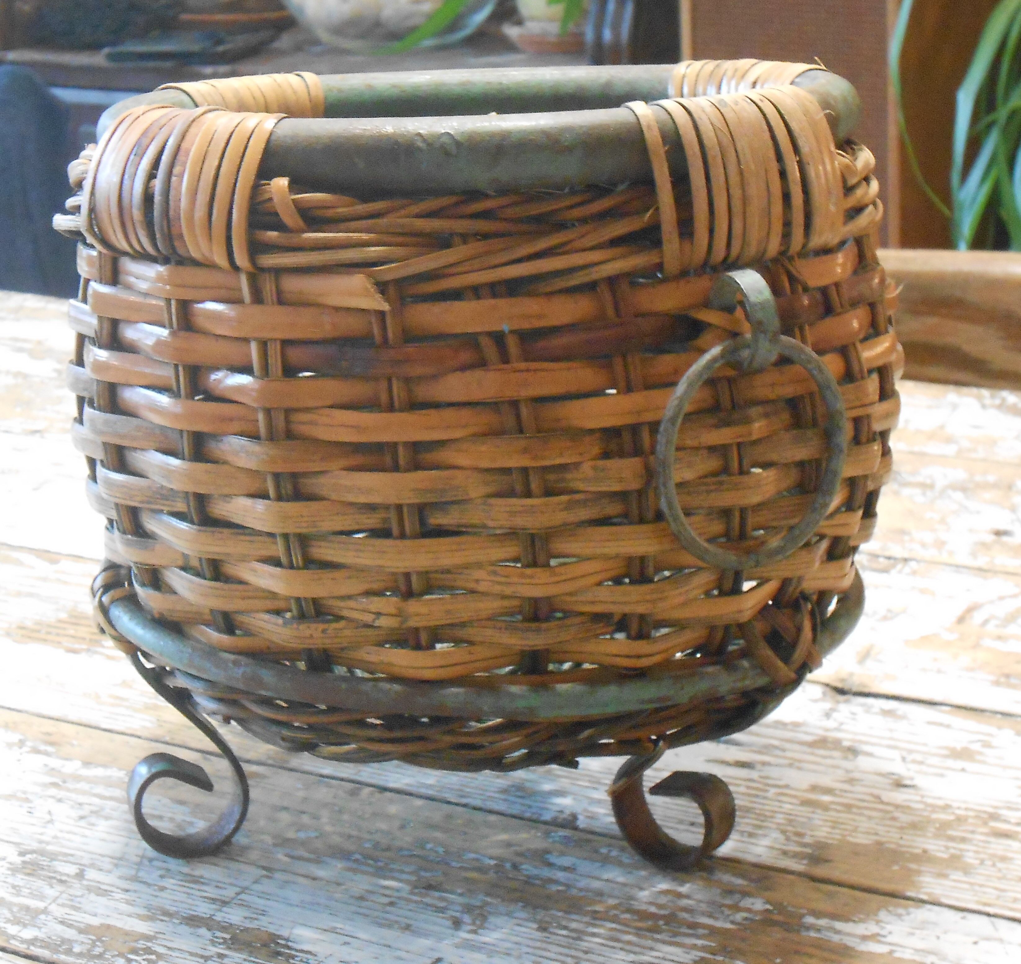 Wicker and metal planter