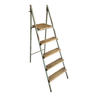 Ancient painter's stepladder