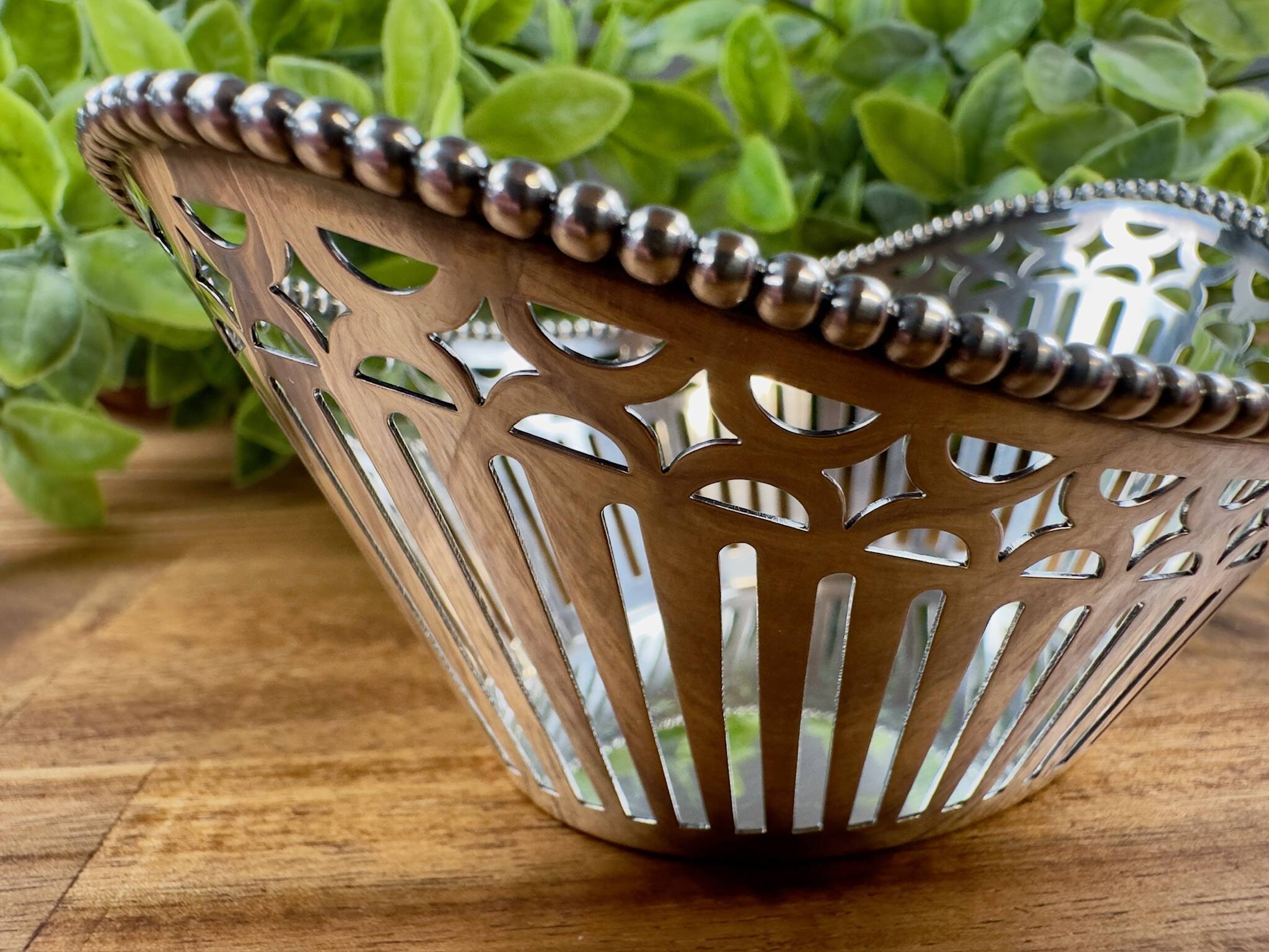 Openwork silver-plated metal basket Zilfa Pleet
