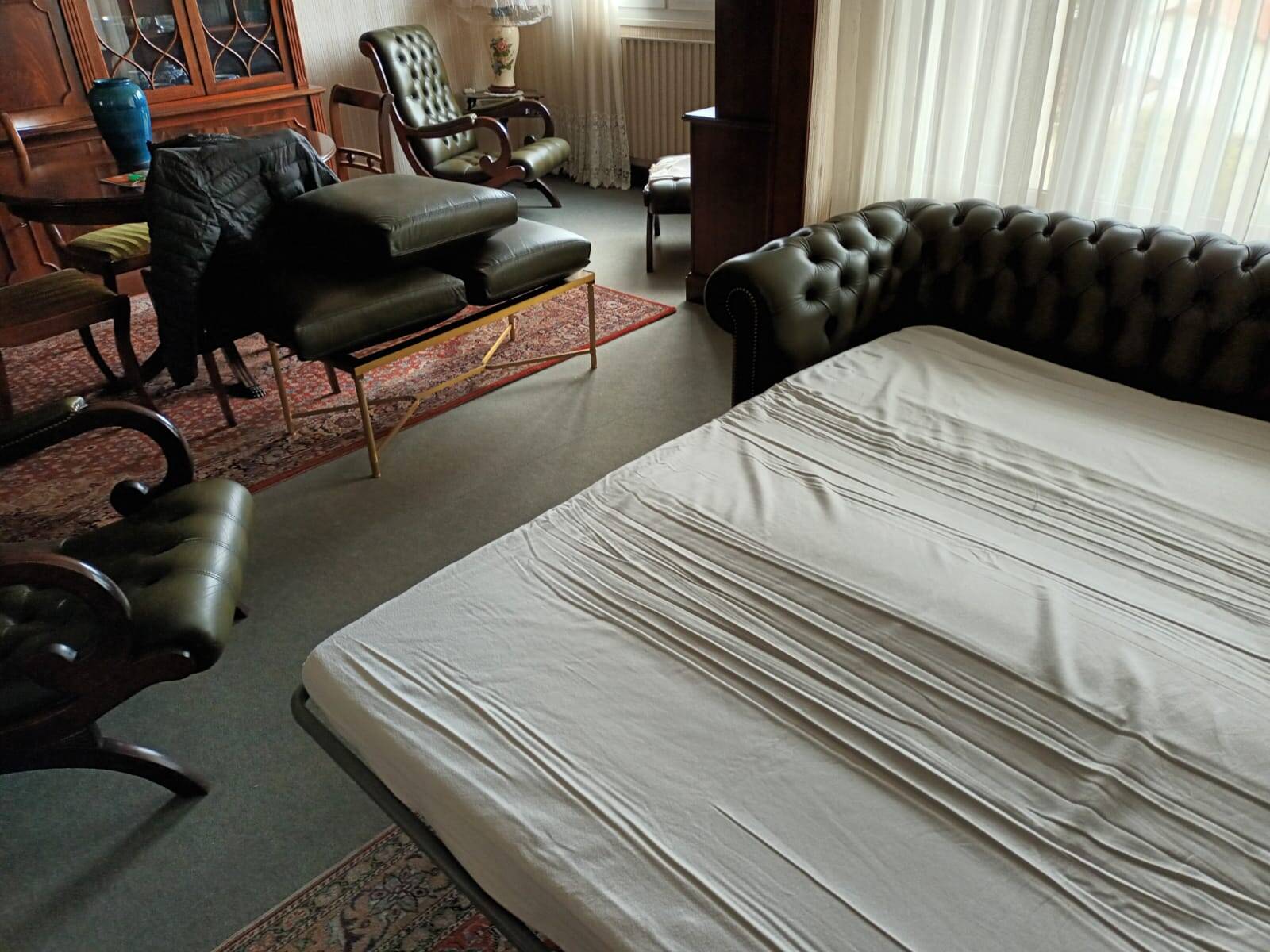 Chesterfield style sofa from the 70s - 80s