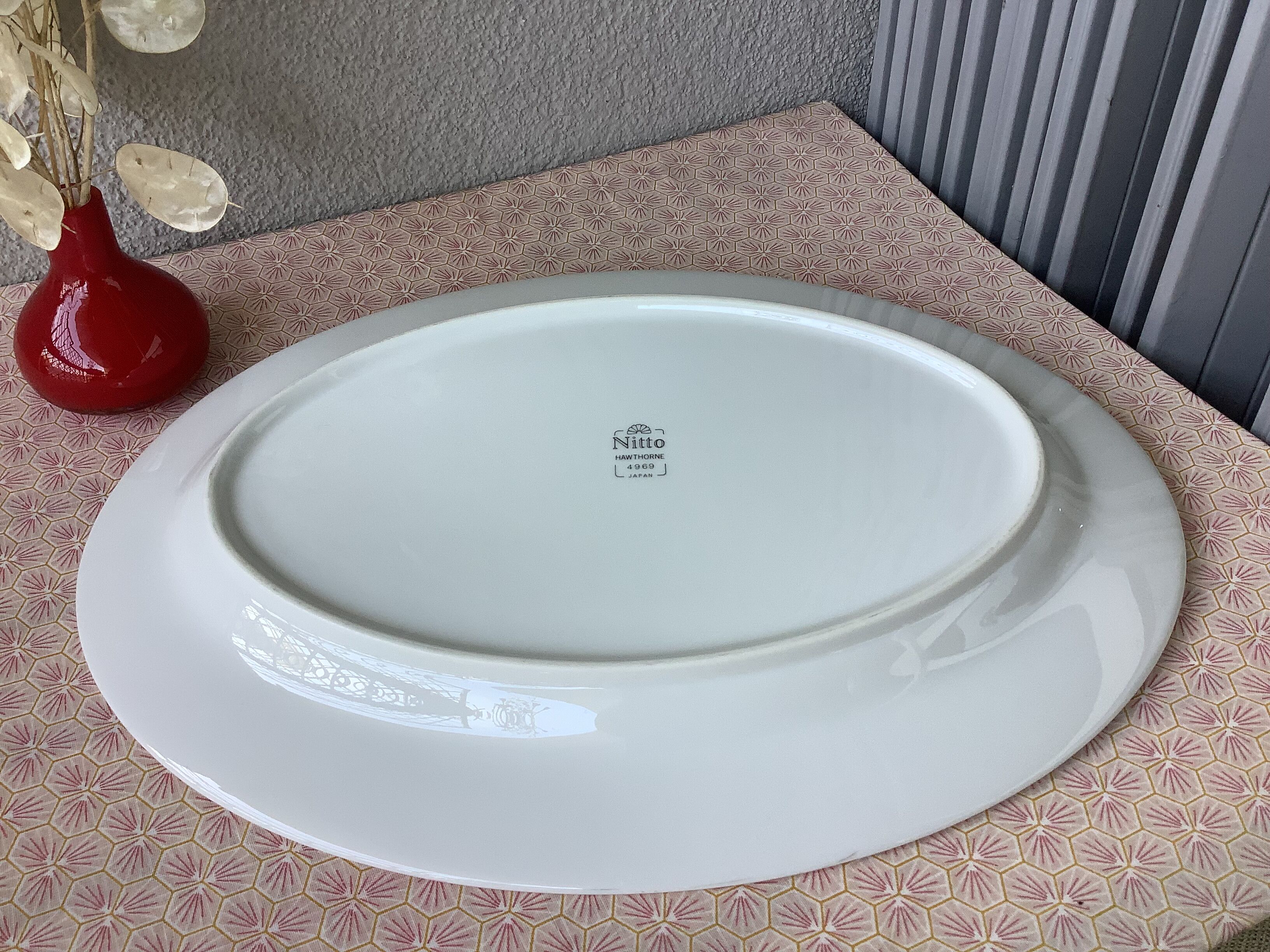 Nitto Hawthorne Japan serving dish - prestige tableware