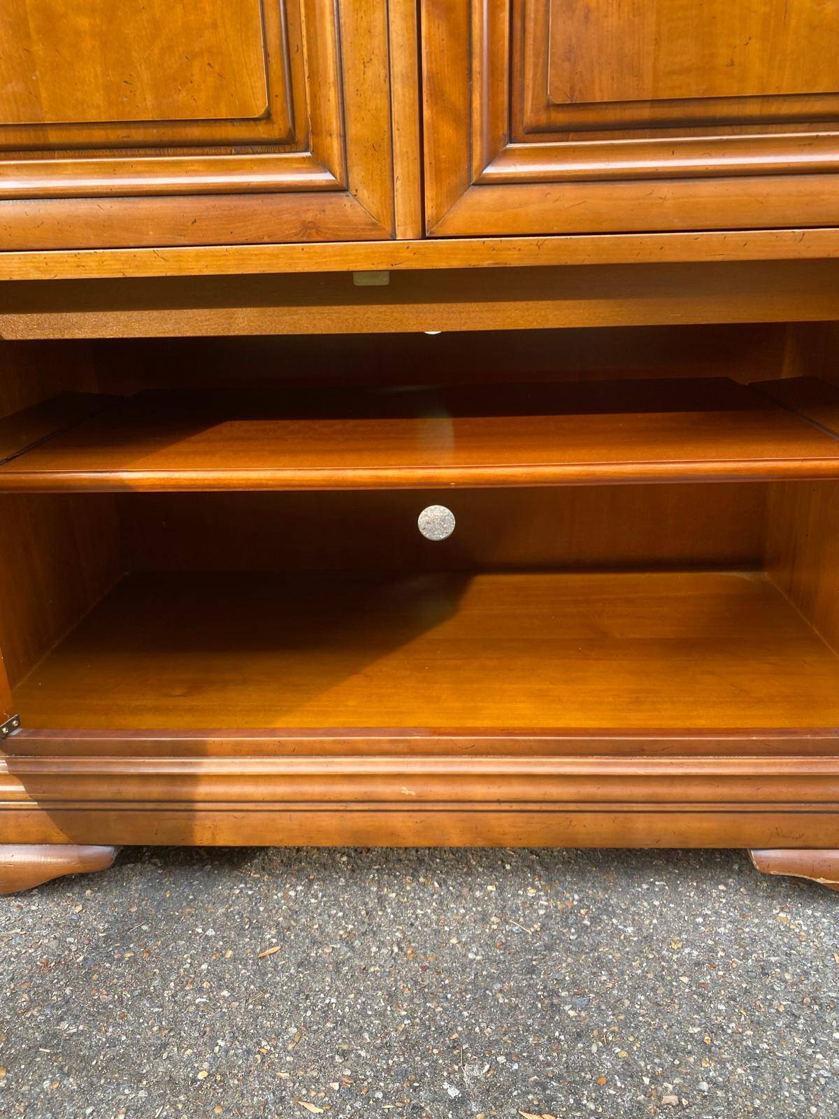 Armoire meuble tv bonnetière en merisier massif 80s