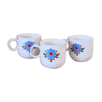 Lot of 3 porcelain coffee cups