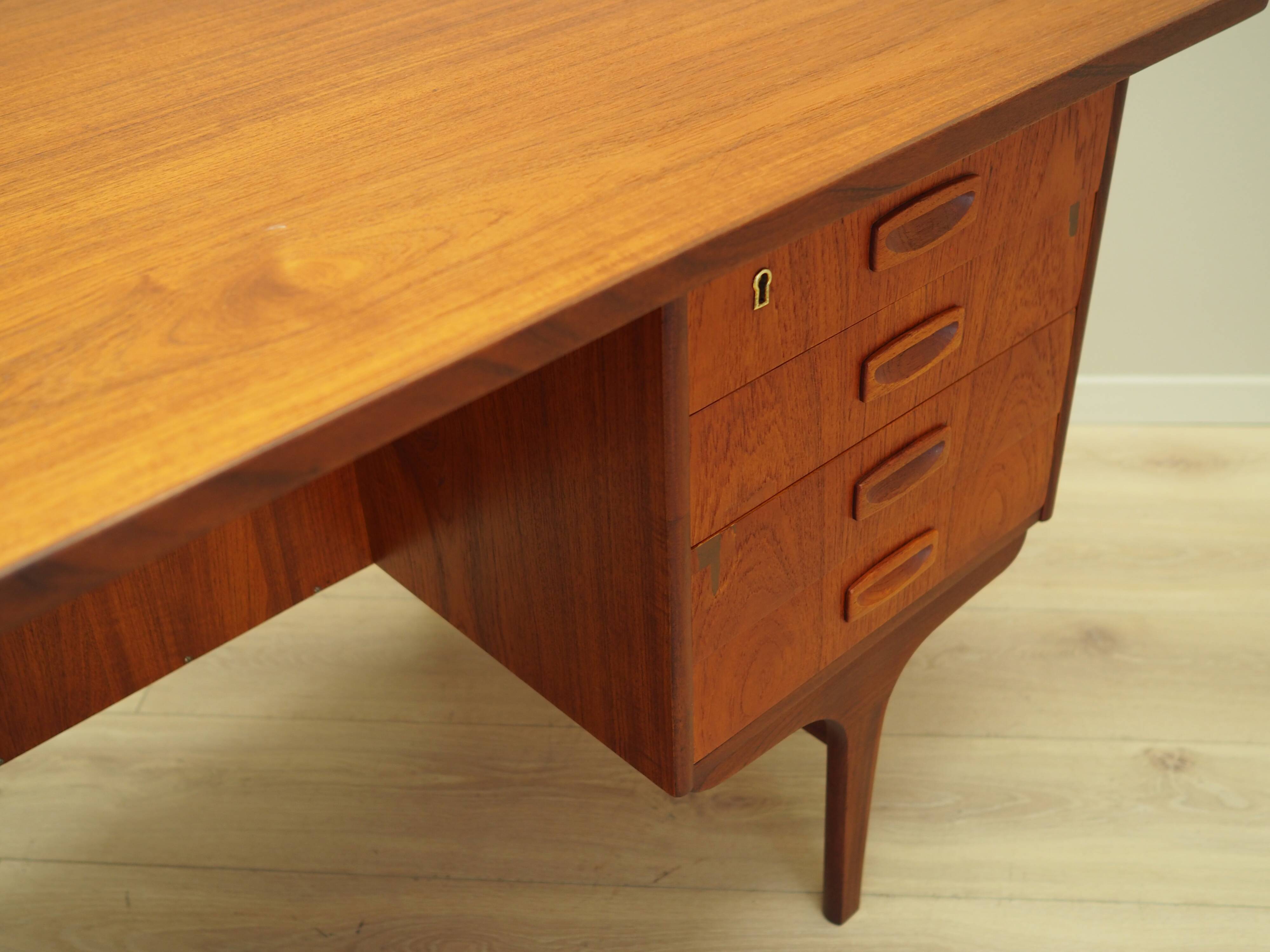 Teak desk, Danish design, 1960s