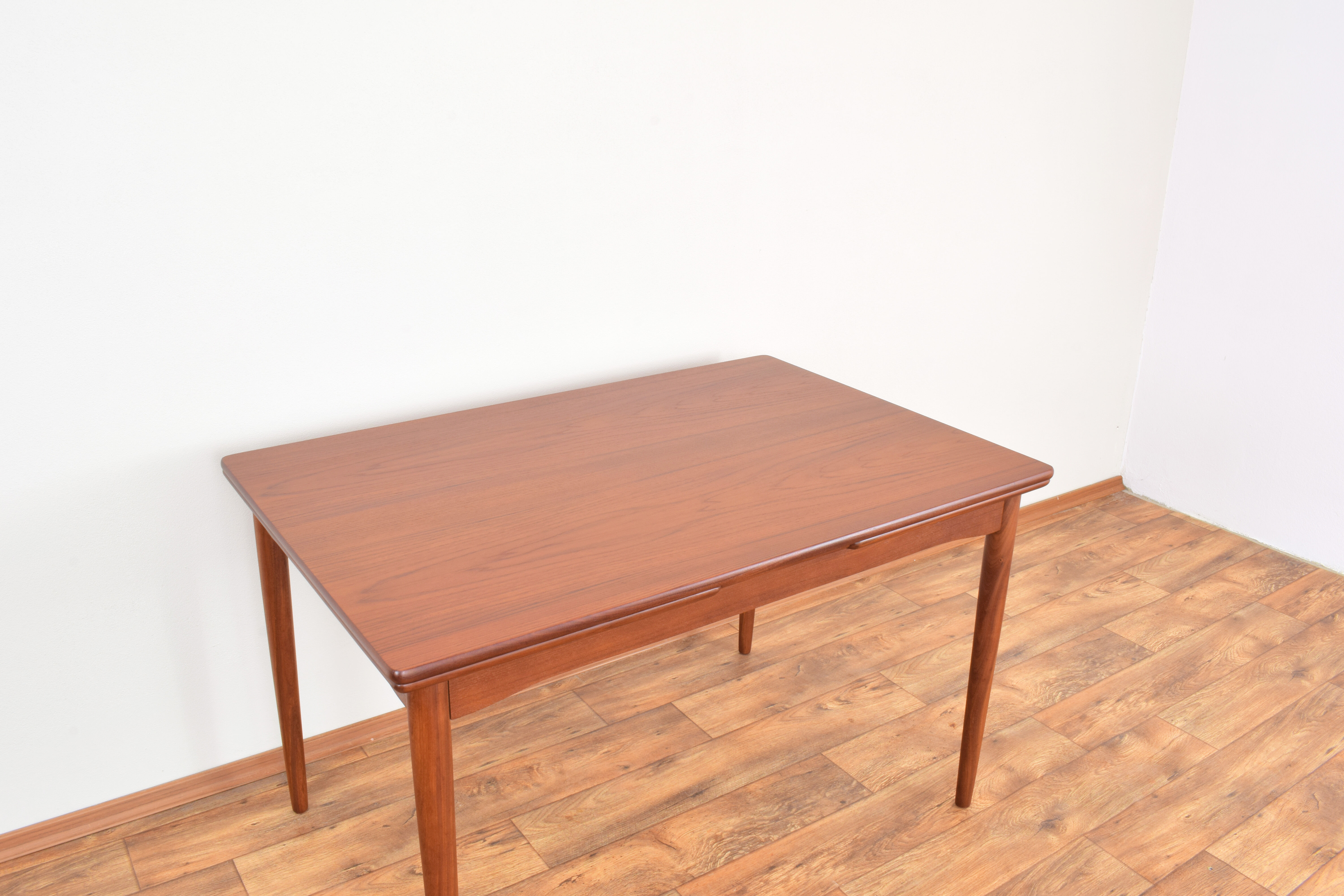 Mid-Century Danish Teak Extendable Dining Table, 1960s.