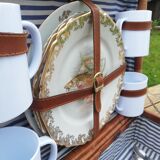 Vintage wicker pic-nic suitcase