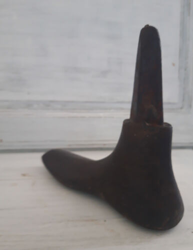 Old shoemaker tool