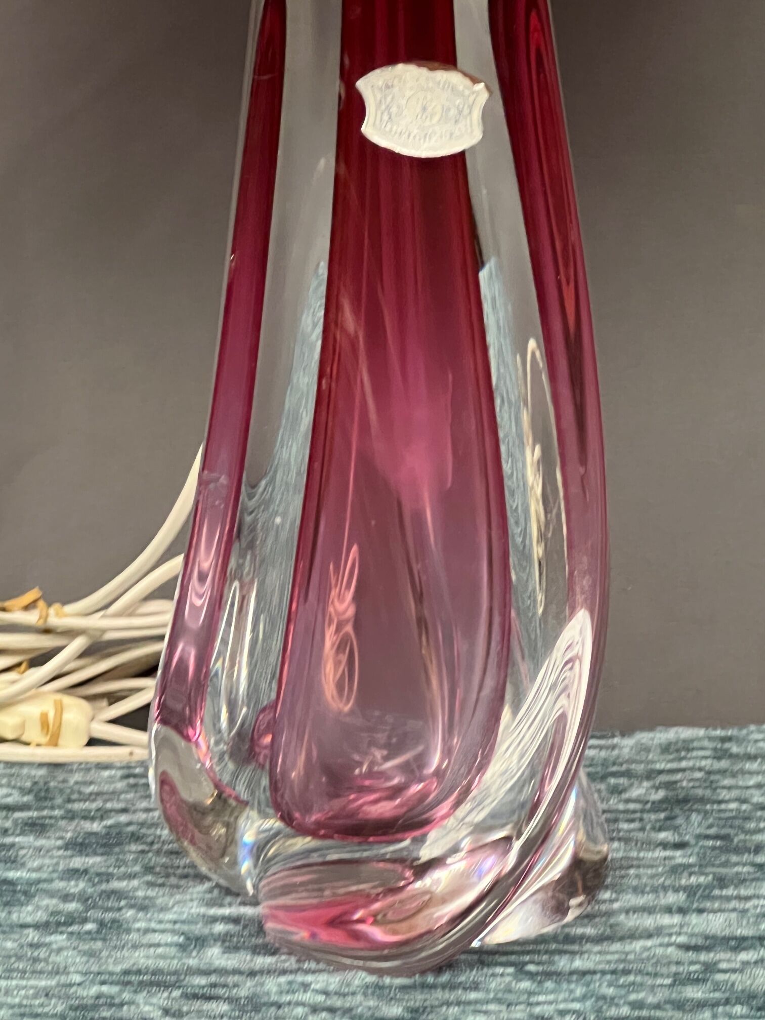 Val Saint Lambert. Two-tone solid crystal lamp (light purple) with high lead content.