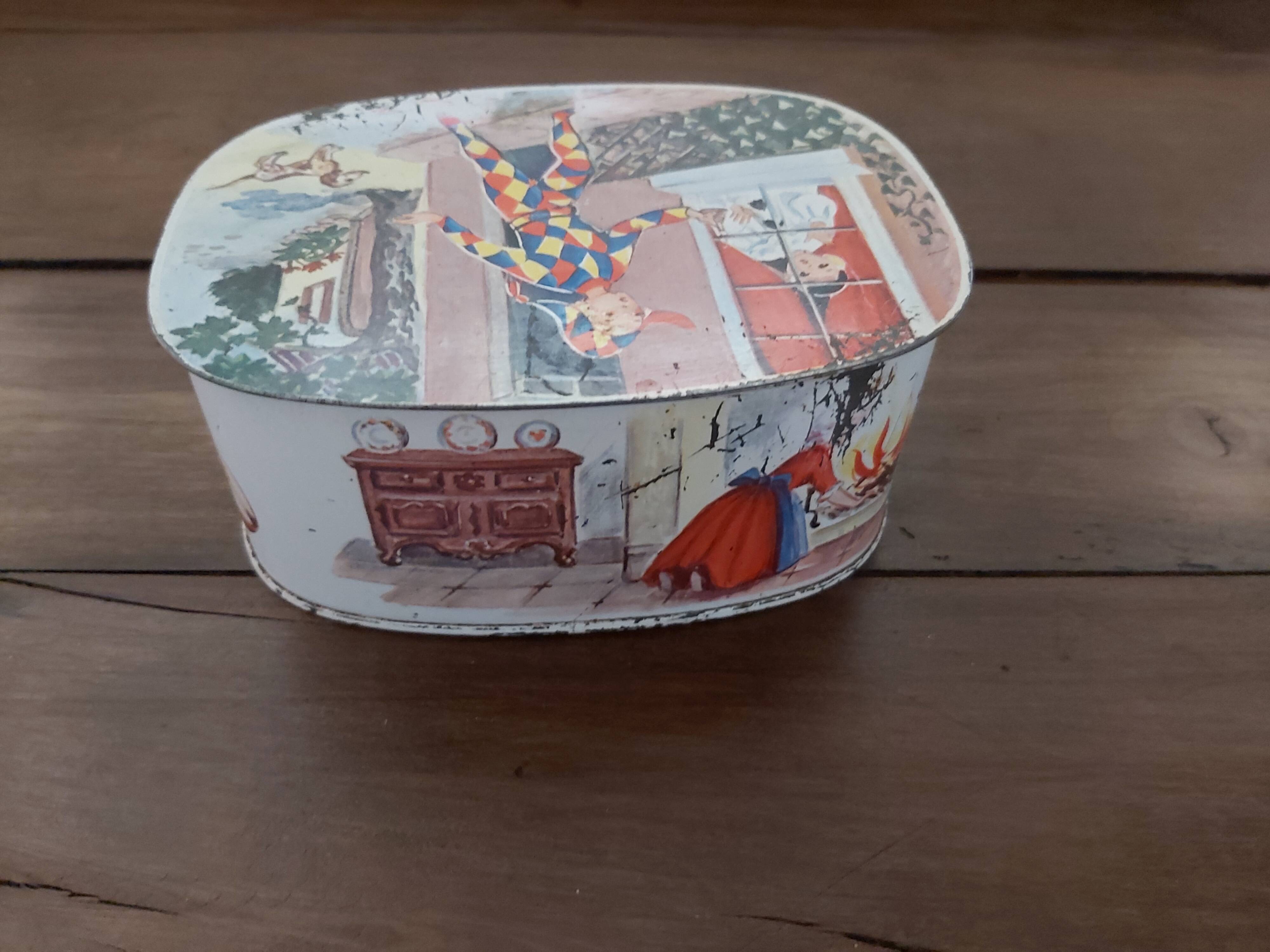 Antique metal box Columbine and Harlequin