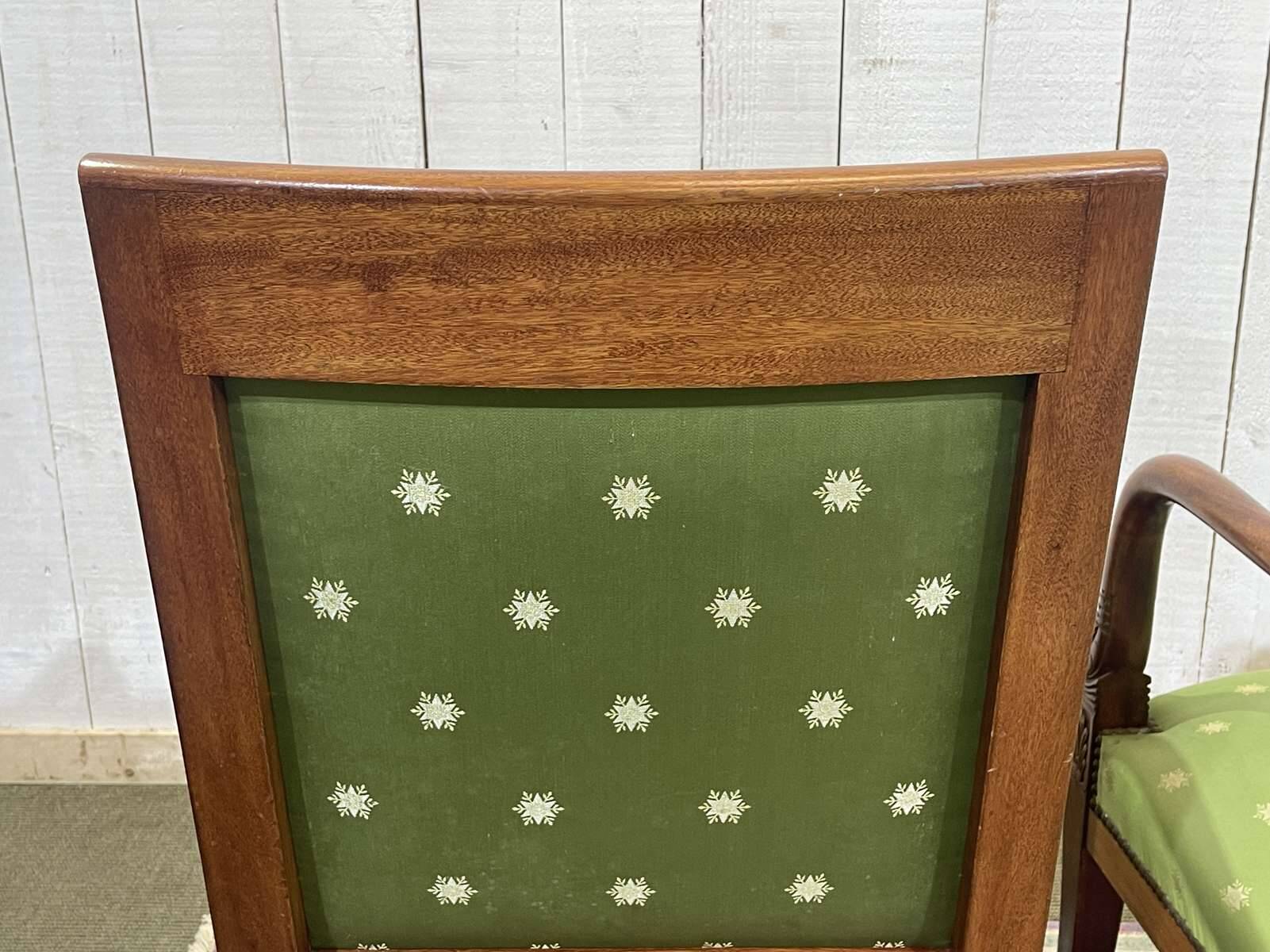 Paire de fauteuils style Empire en acajou, travail des années 50