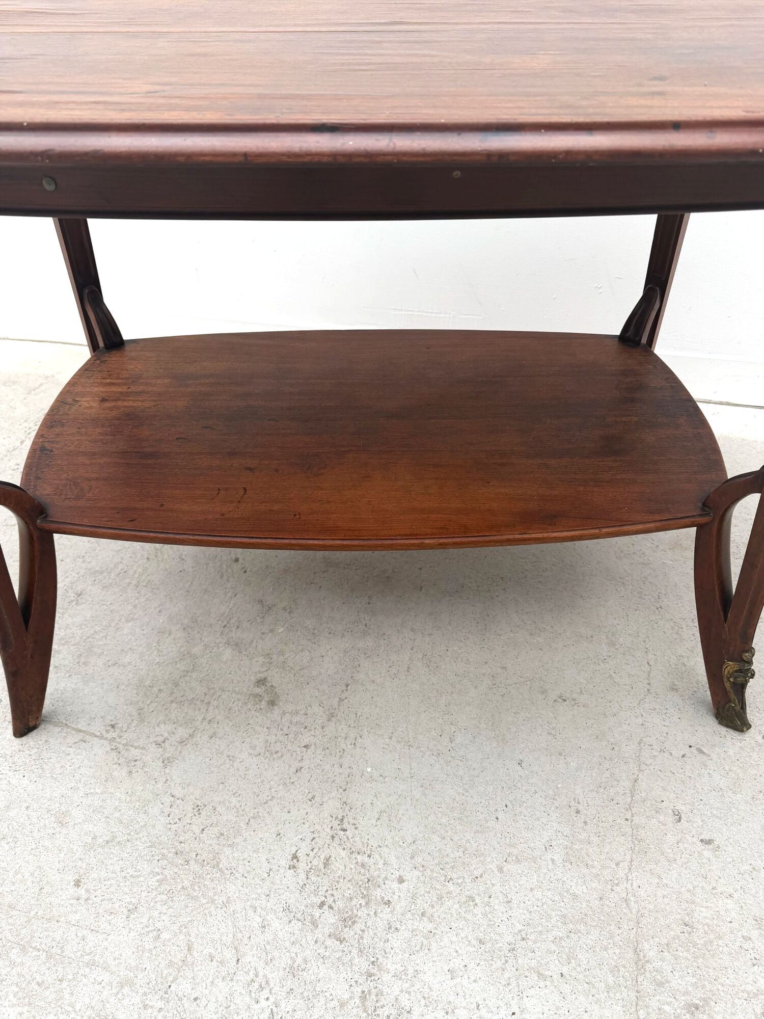 Art Nouveau side table by Louis Majorelle in walnut, France 1900