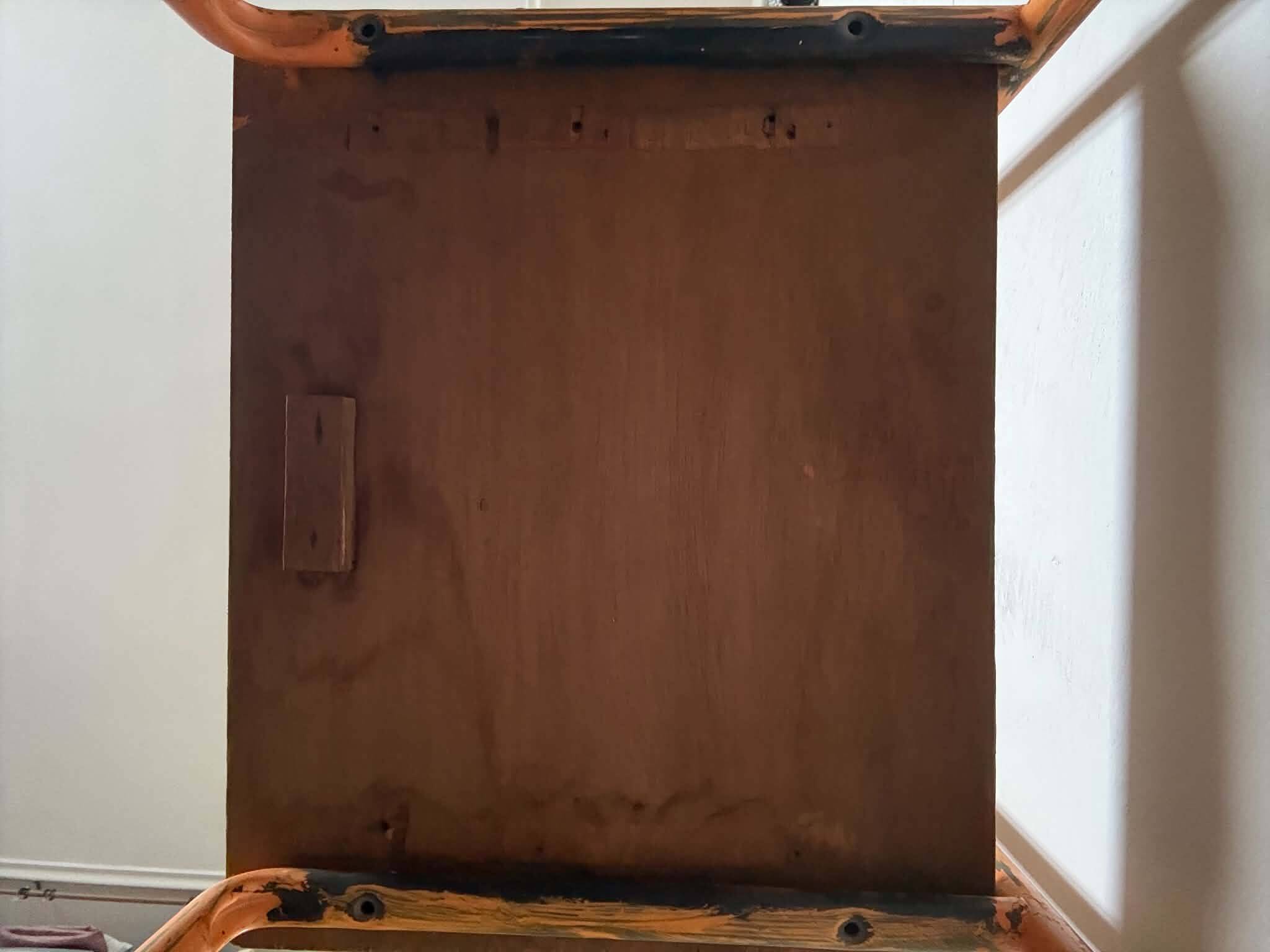 Table de chevet/ chevet d'internat en métal et bois