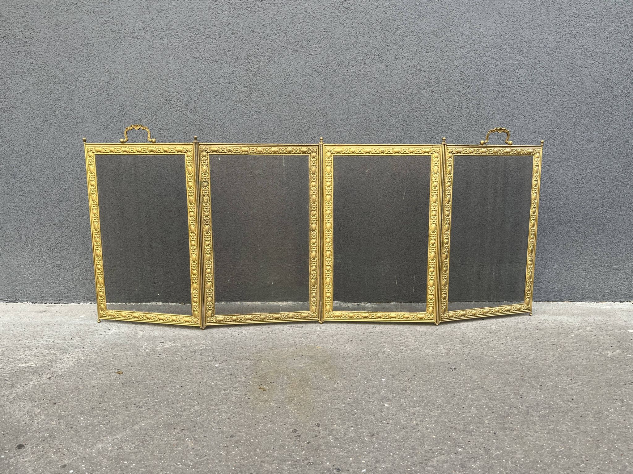 Antique 19th century fireplace screen, Bouhon Frères spark arrester