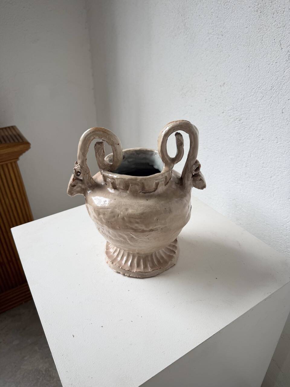 Ceramic bowl with ram heads