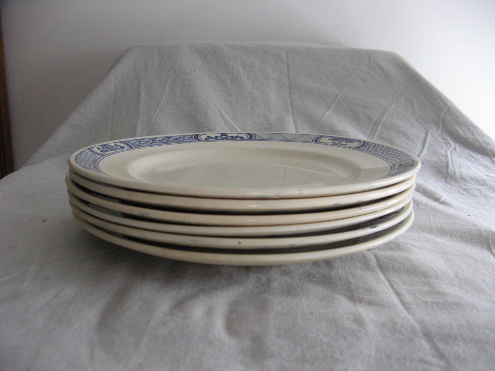 lot 6 old flat plates circa 1900 Faïence K-G Luneville Yvetot