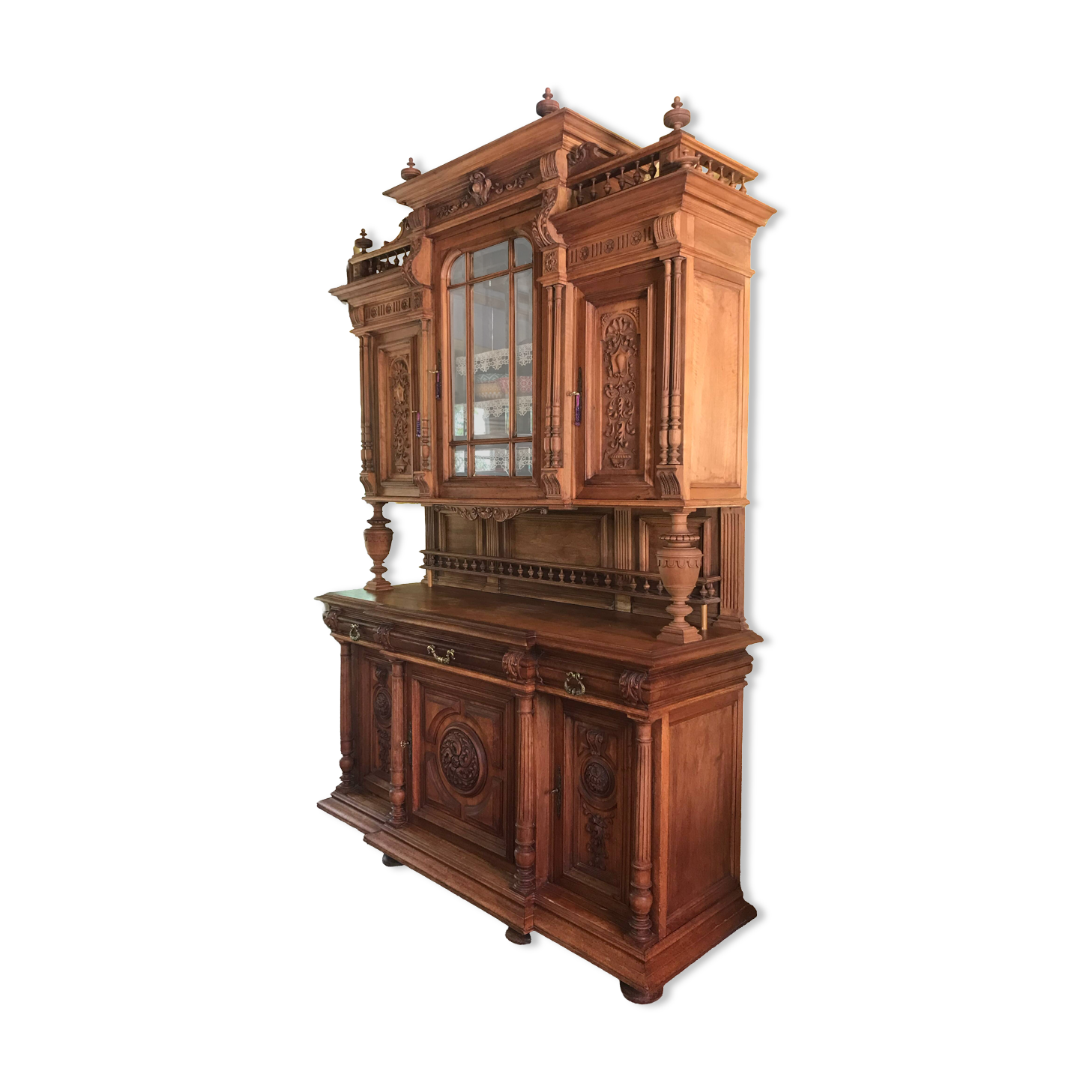 Antique buffet, 2 bodies in solid oak in the Henri II style, with bevelled glass display.