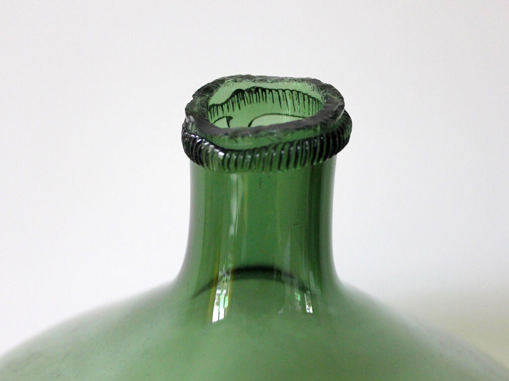 Demijohn green 25 litres