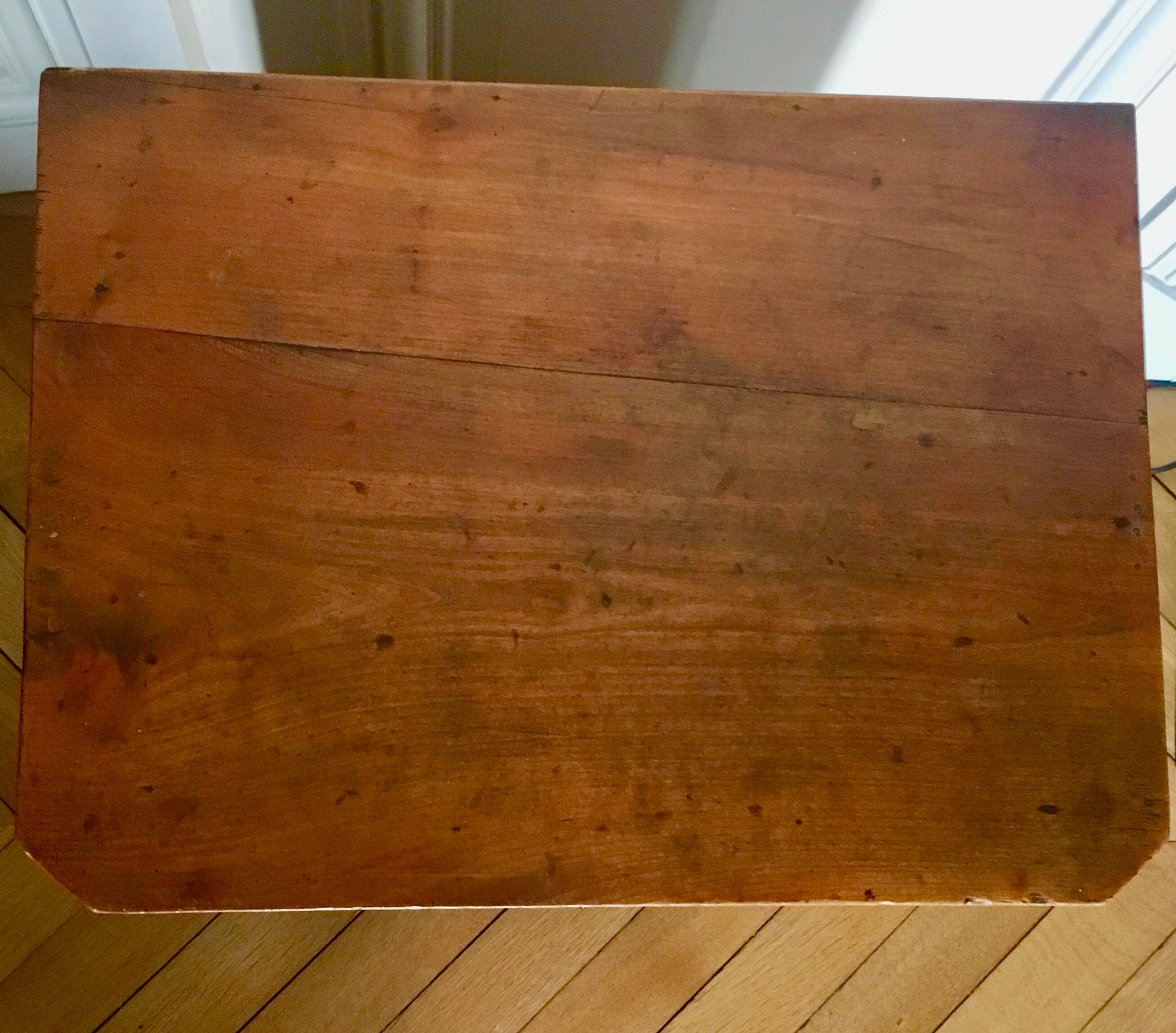 Louis-Philippe-style bedside