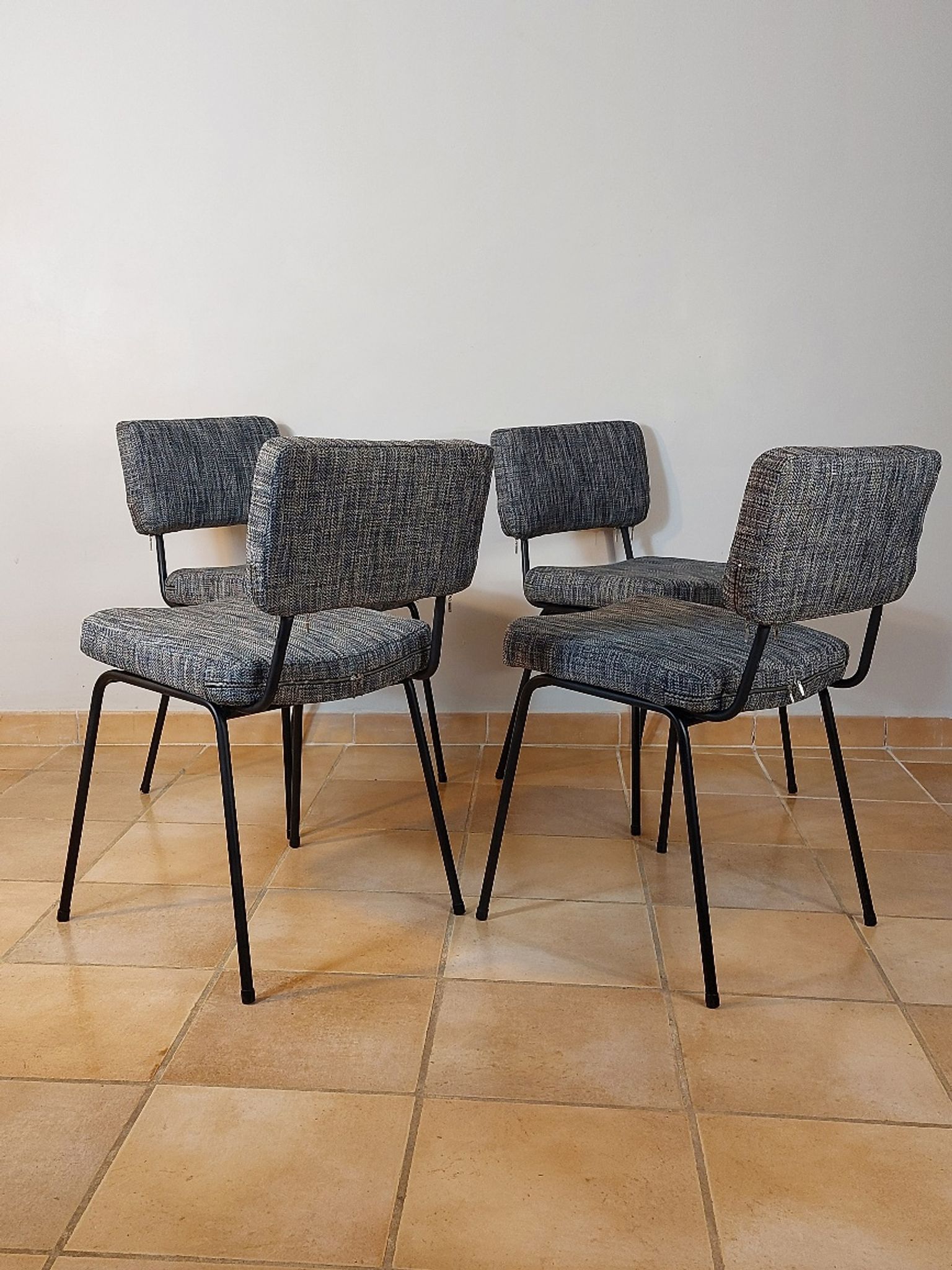 Set of 4 design chairs André Simard, Edition Airborne, French Modernism 1960s