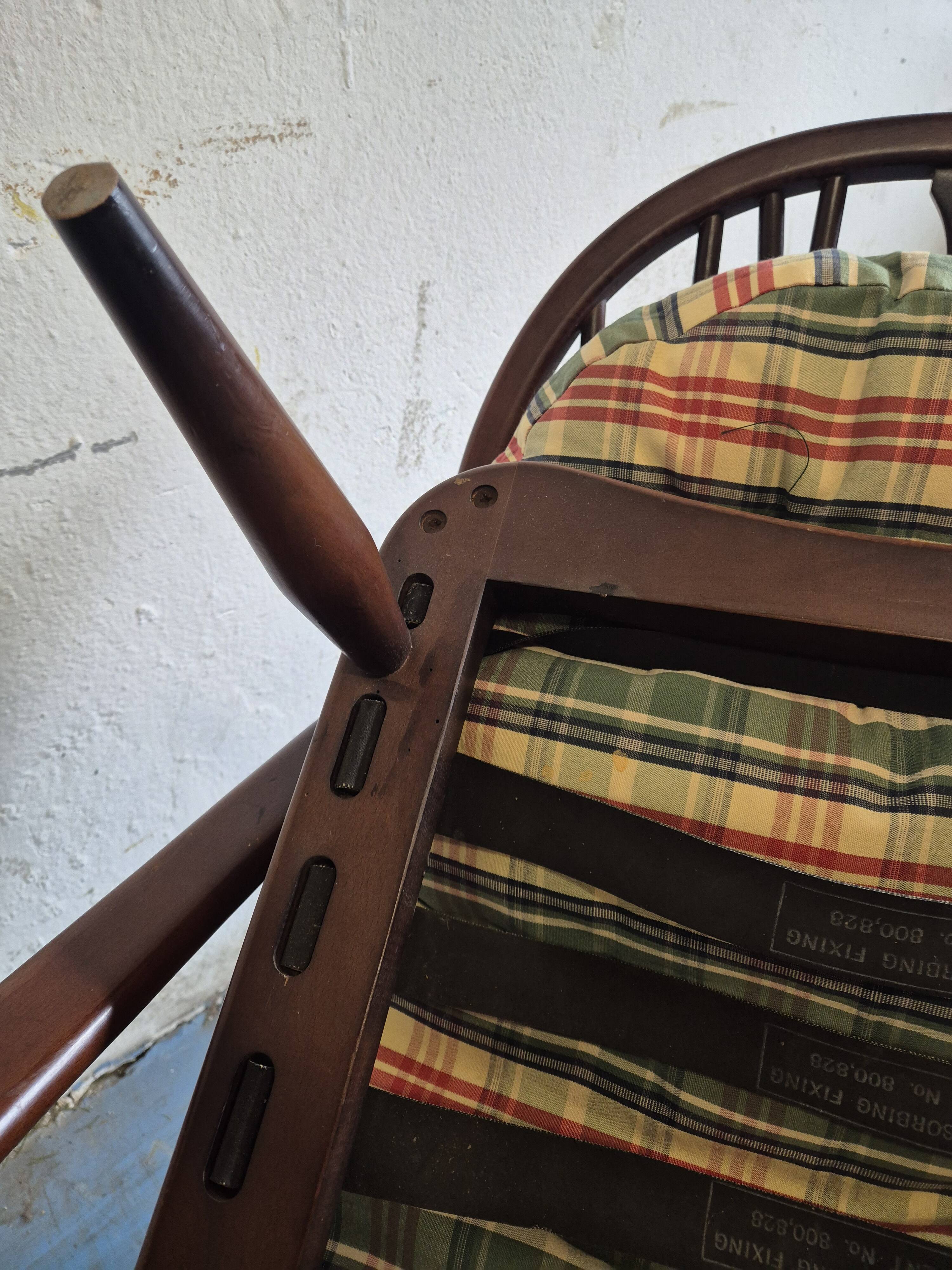 Windsor ercol + ottoman